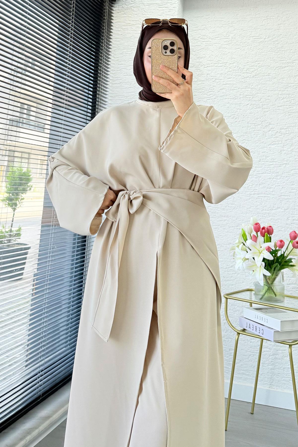 Premium Miel Yırtmaçlı Üçlü Takım – Taş