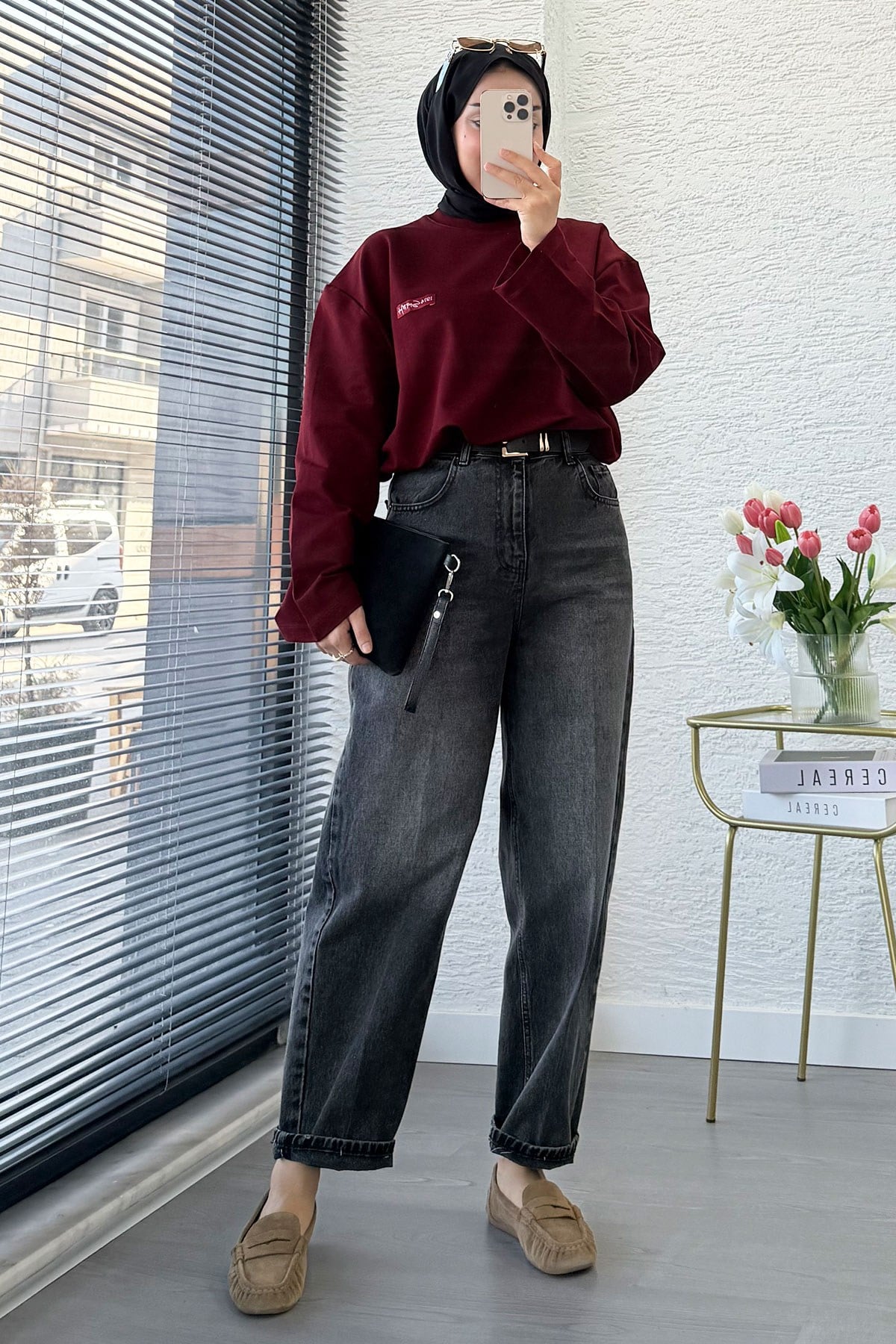 Premium Mom Kesim Kemerli Kadın Jean Pantolon - Siyah
