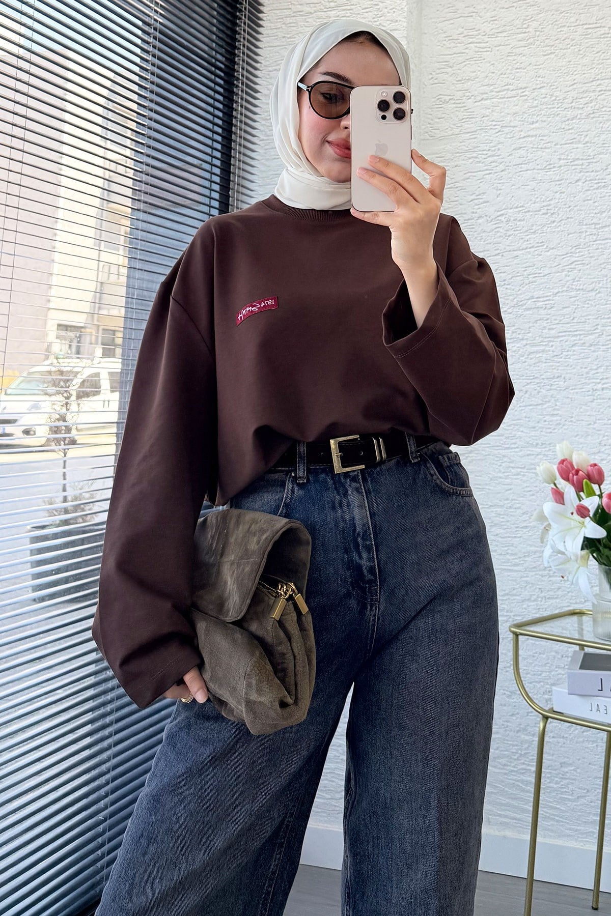 Premium Mom Kesim Kemerli Kadın Jean Pantolon - Kahverengi