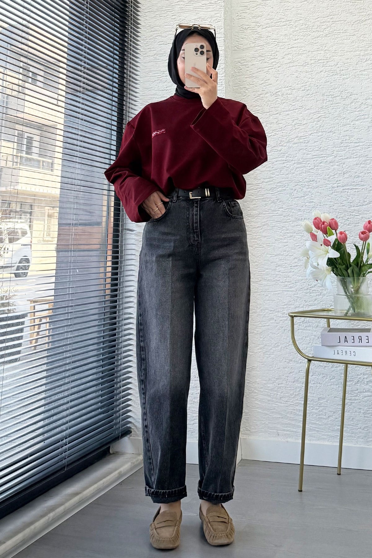 Premium Mom Kesim Kemerli Kadın Jean Pantolon - Siyah