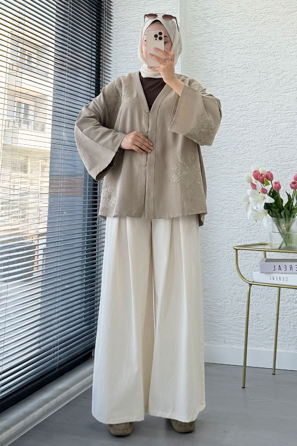Premıum Nakış İşlemeli V Yaka Keten Kimono - Vizon