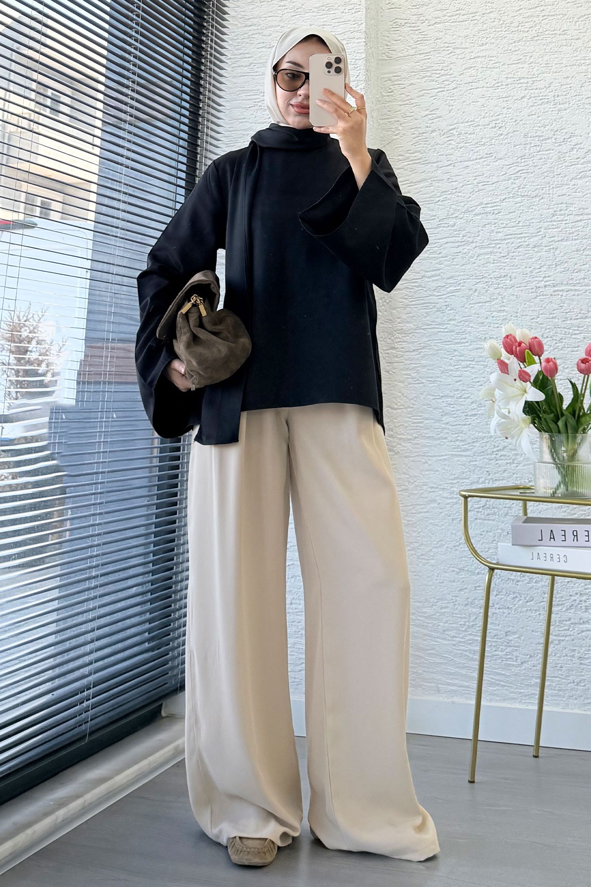 Premium Omuzdan Fermuarlı Fular Detaylı Gabardin Bluz - Siyah