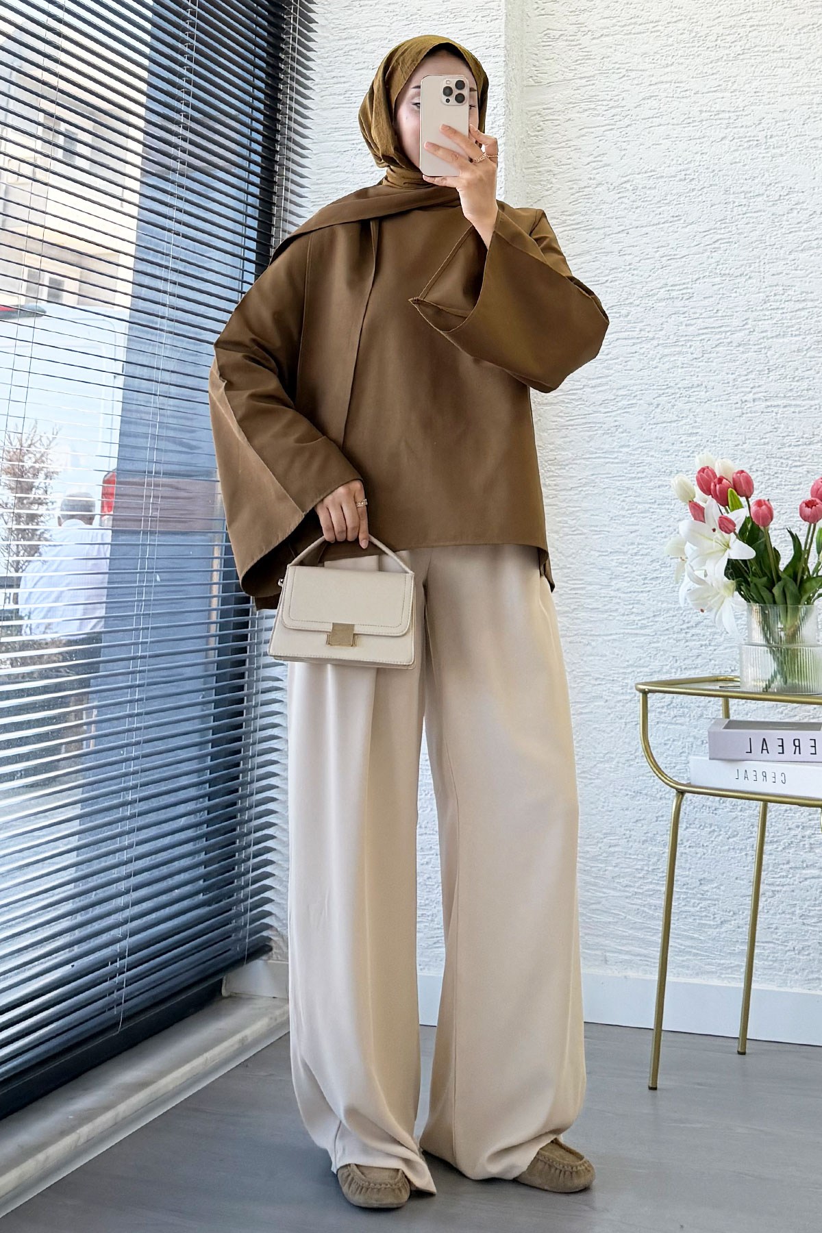 Premium Omuzdan Fermuarlı Fular Detaylı Gabardin Bluz - Yağ Yeşili