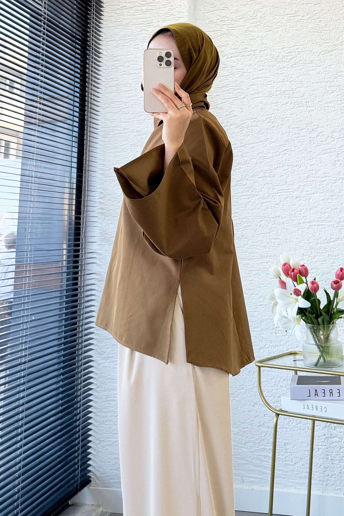 Premium Omuzdan Fermuarlı Fular Detaylı Gabardin Bluz - Yağ Yeşili