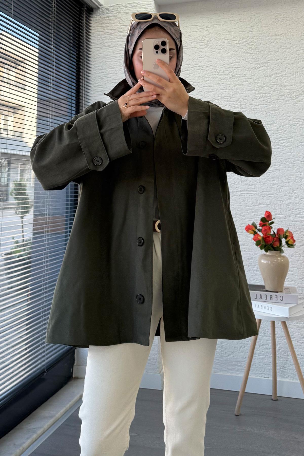 Premium Önü Düğmeli Oversize Gabardin Kaban – Haki