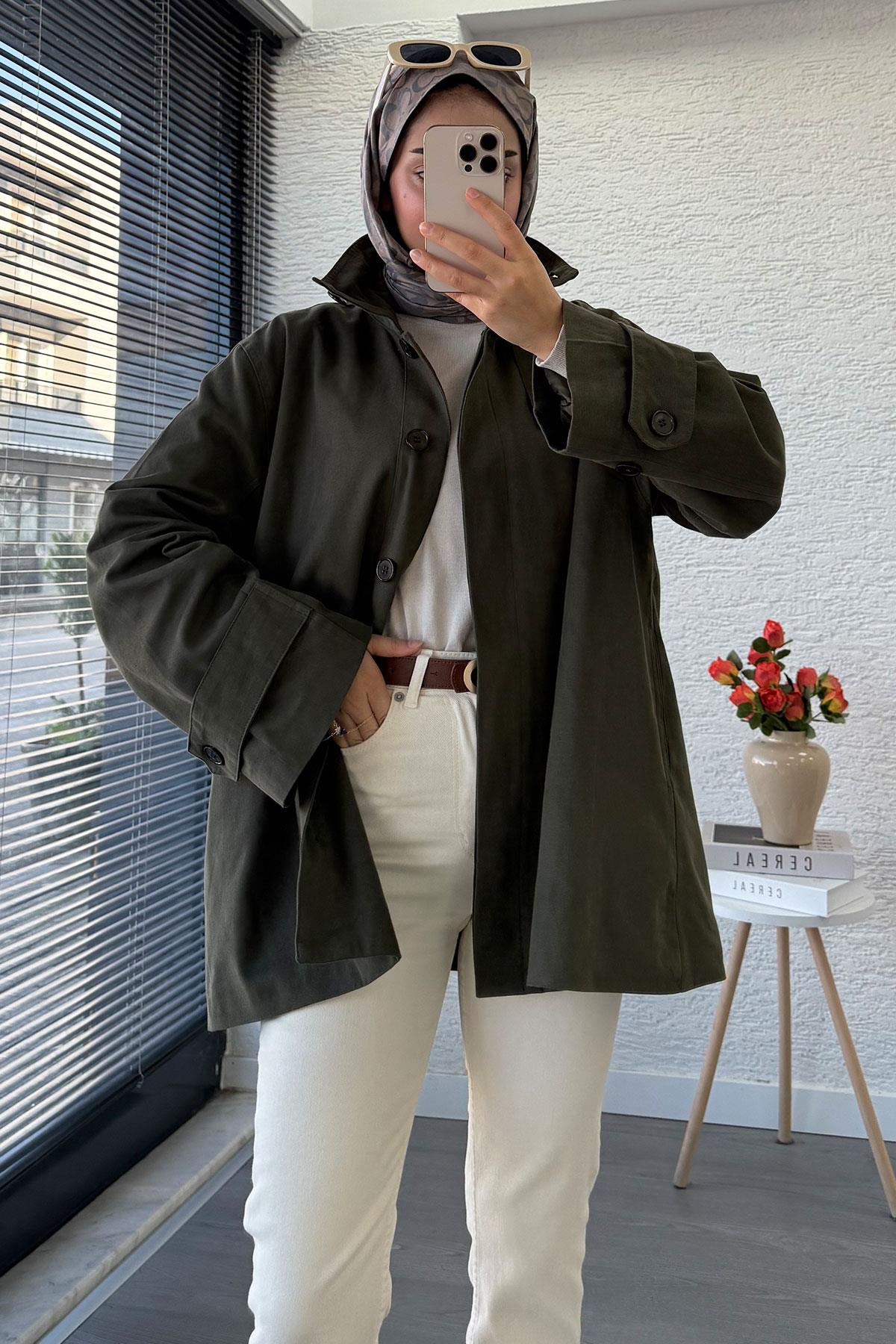 Premium Önü Düğmeli Oversize Gabardin Kaban – Haki
