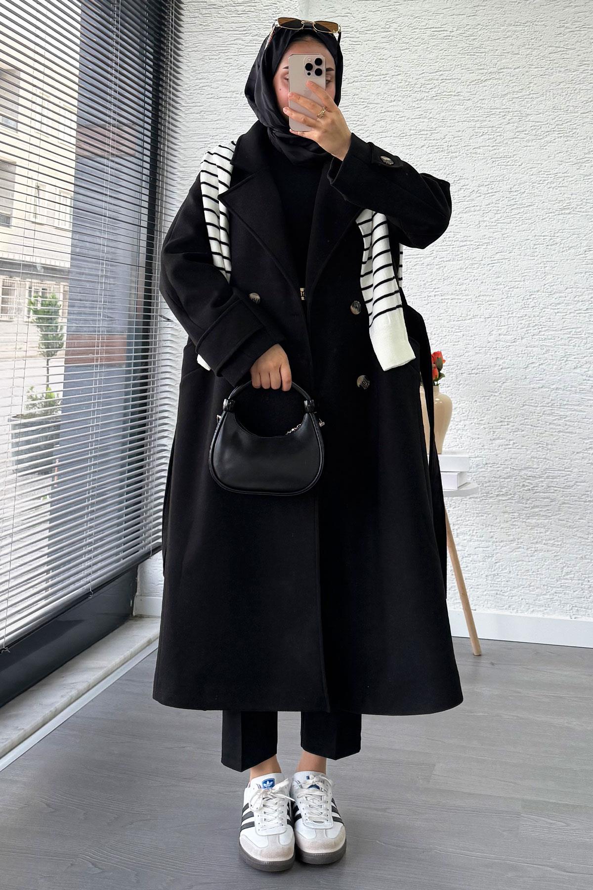Premium Oversize Dört Düğmeli Kaşe Kaban – Siyah