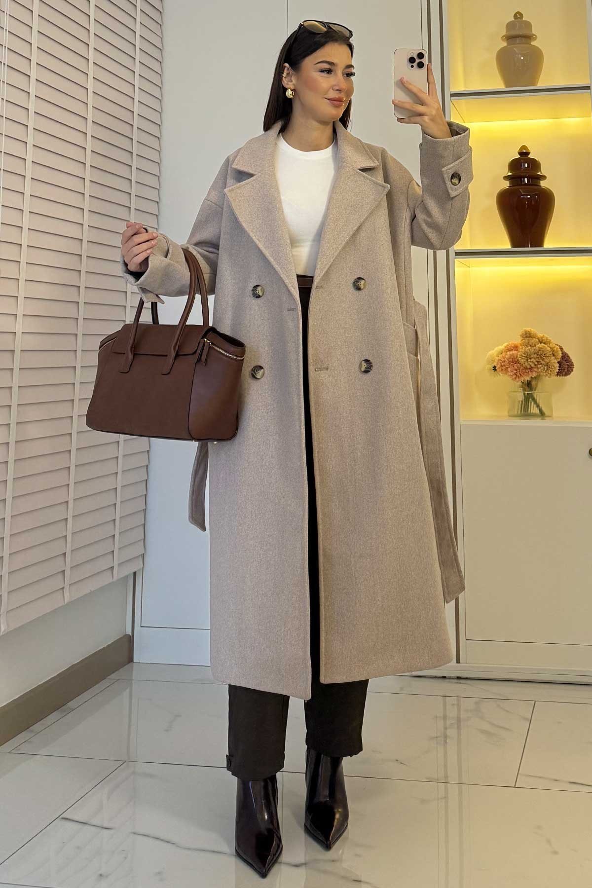 Premium Oversize Dört Düğmeli Kaşe Kaban – Bej