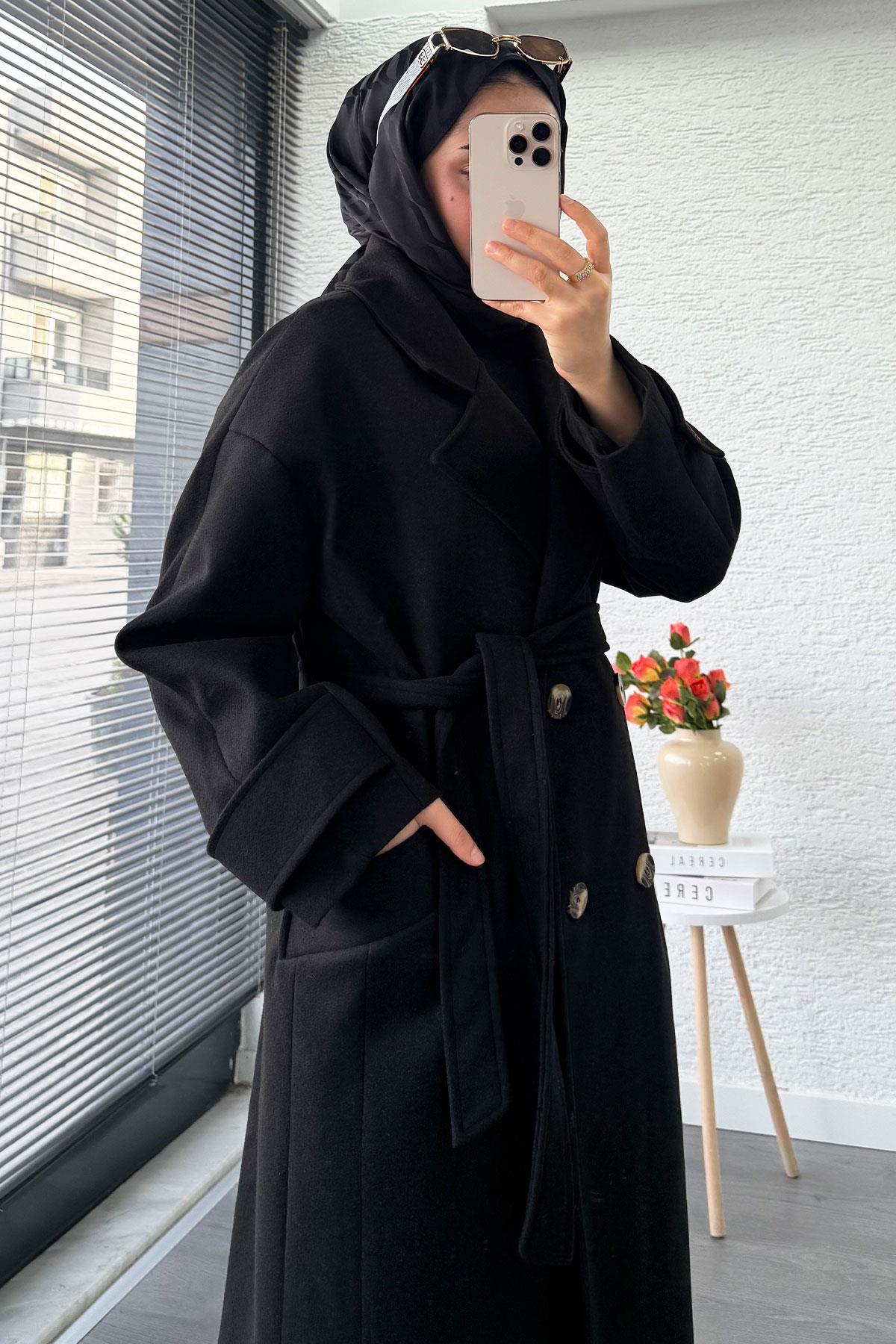 Premium Oversize Dört Düğmeli Kaşe Kaban – Siyah