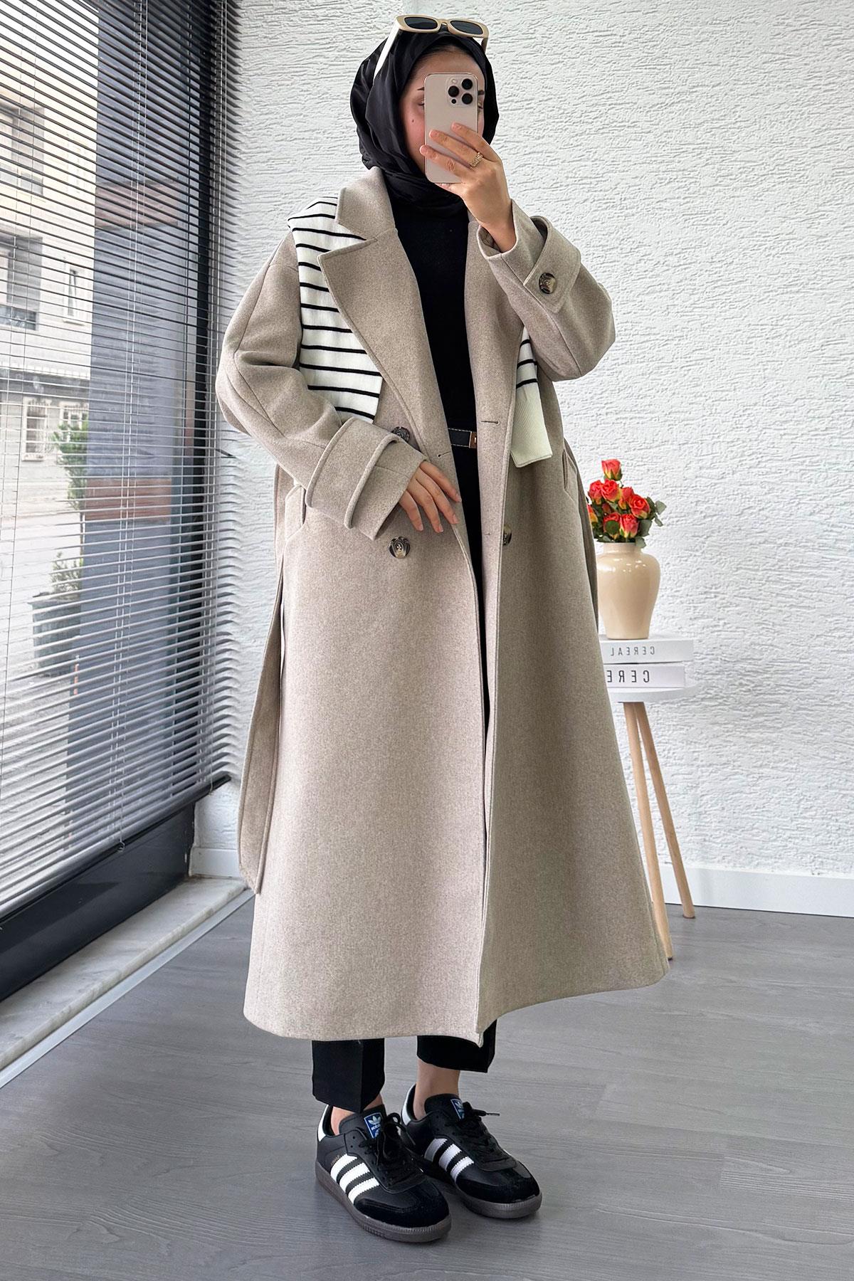 Premium Oversize Dört Düğmeli Kaşe Kaban – Taş
