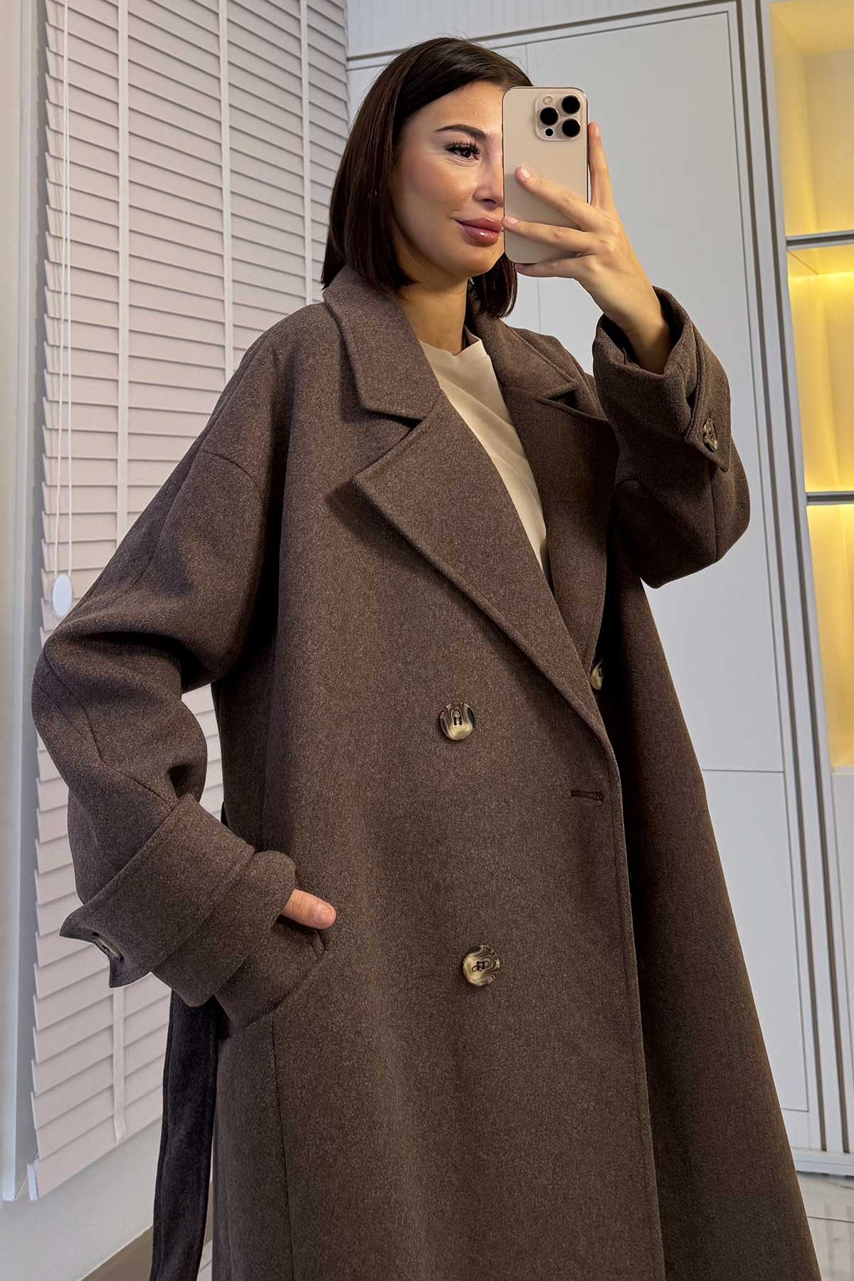 Premium Oversize Dört Düğmeli Kaşe Kaban – Kahverengi