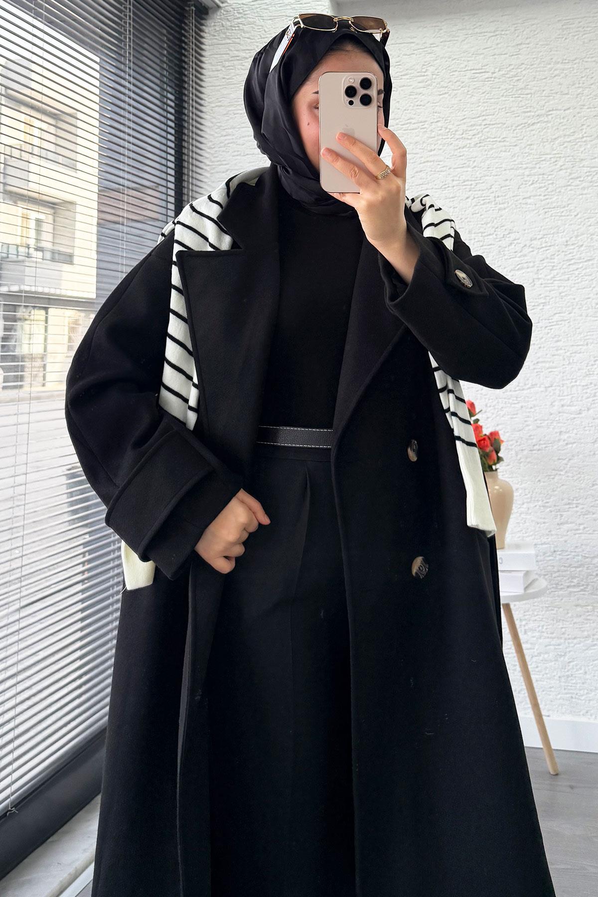 Premium Oversize Dört Düğmeli Kaşe Kaban – Siyah