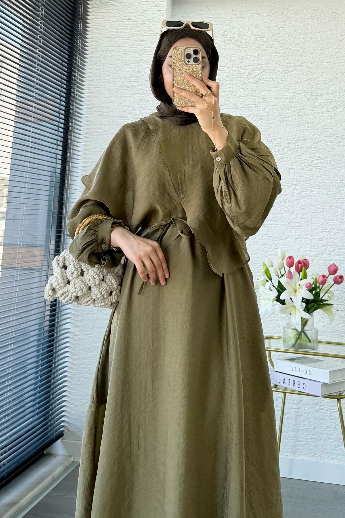 Premium Pelerin Detay Elina Vual Elbise – Haki