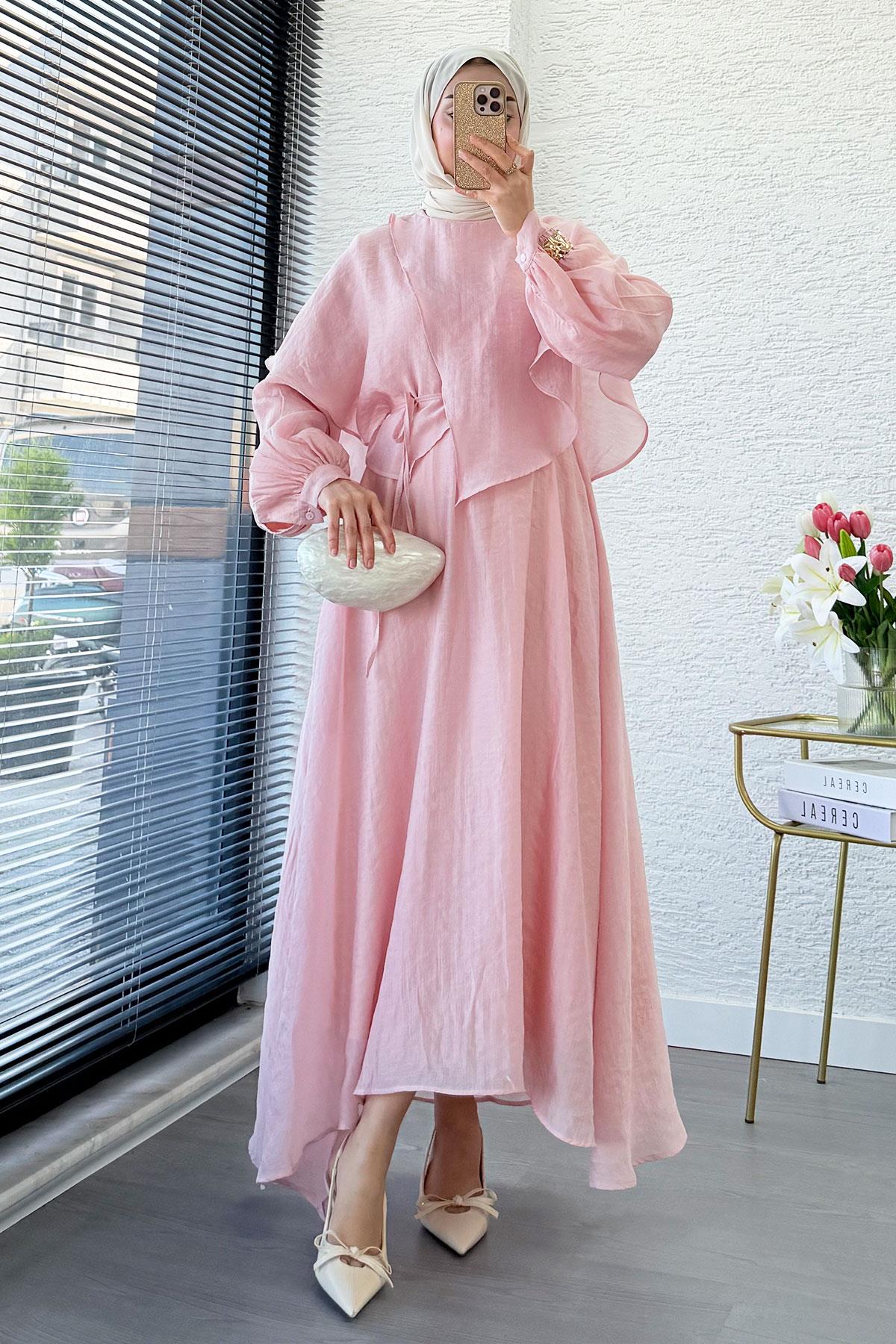 Premium Pelerin Detay Elina Vual Elbise – Pembe