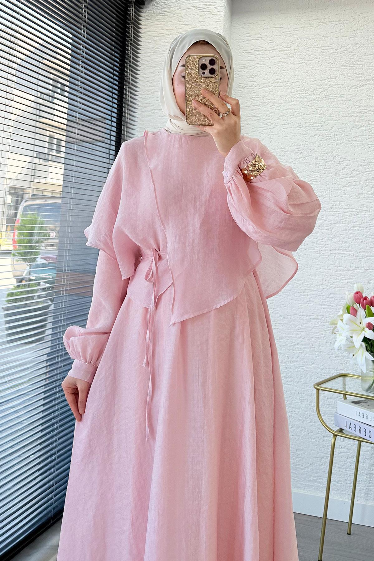 Premium Pelerin Detay Elina Vual Elbise – Pembe