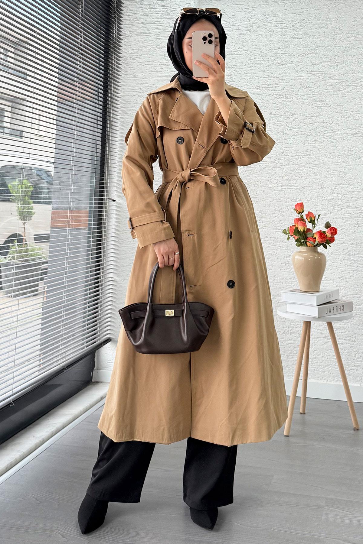Premium Sekiz Düğmeli Oversize Kadın Trençkot - Camel