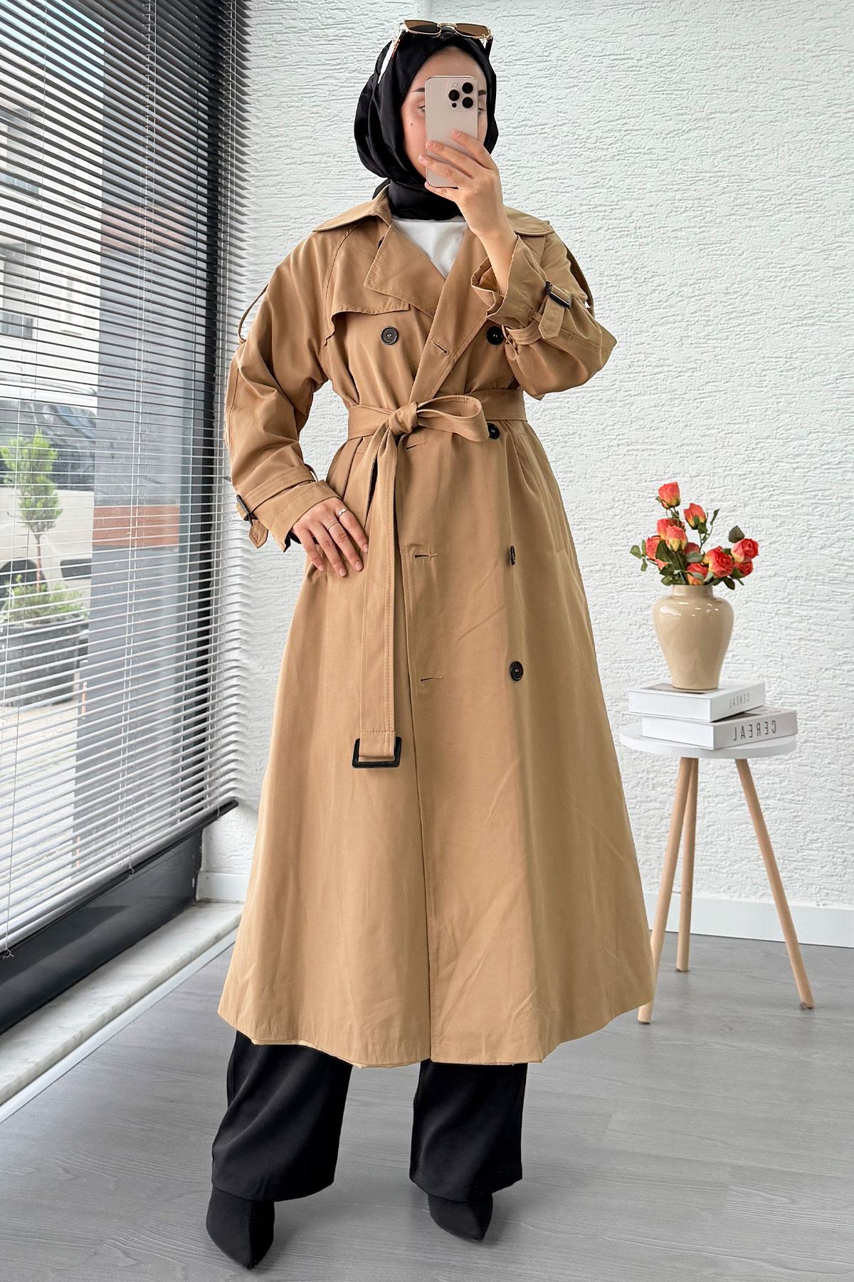Premium Sekiz Düğmeli Oversize Kadın Trençkot - Camel