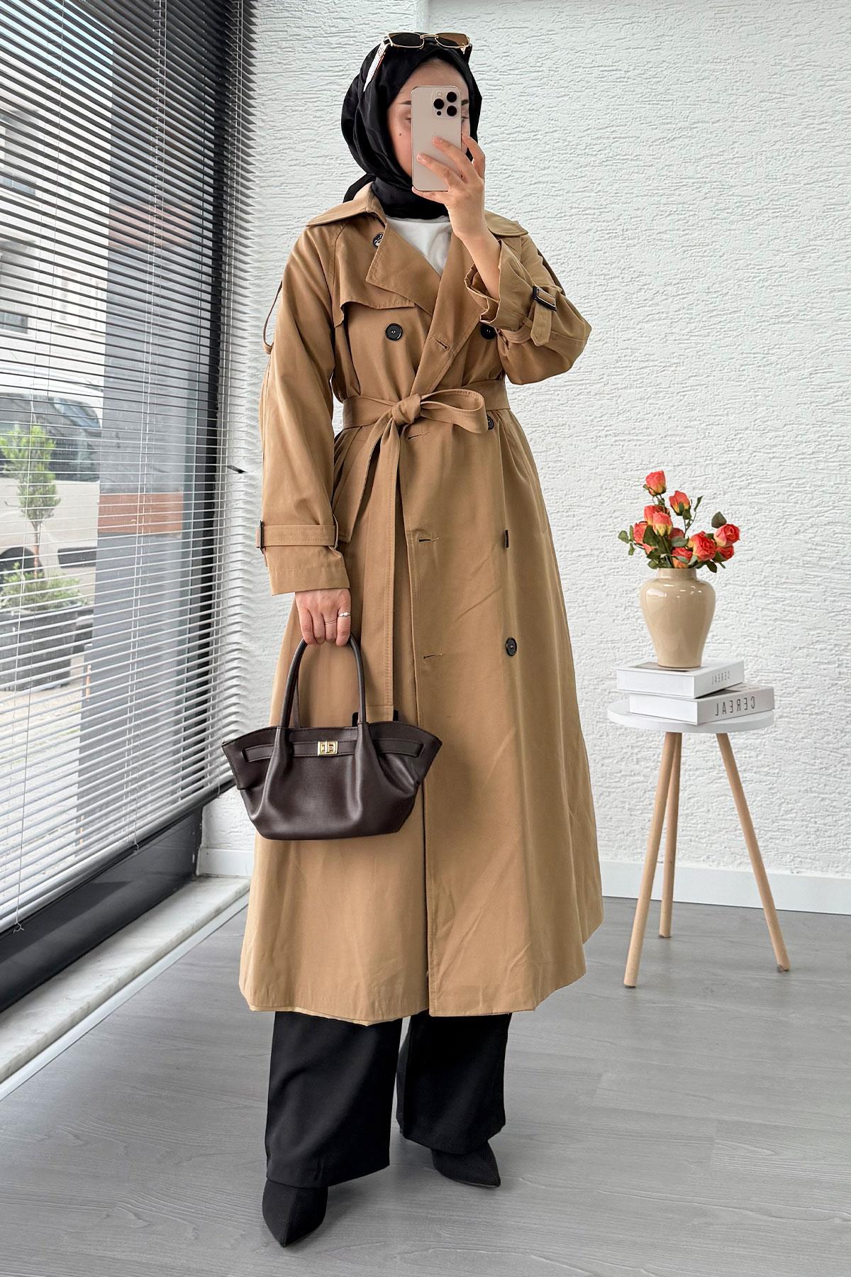 Premium Sekiz Düğmeli Oversize Kadın Trençkot - Camel