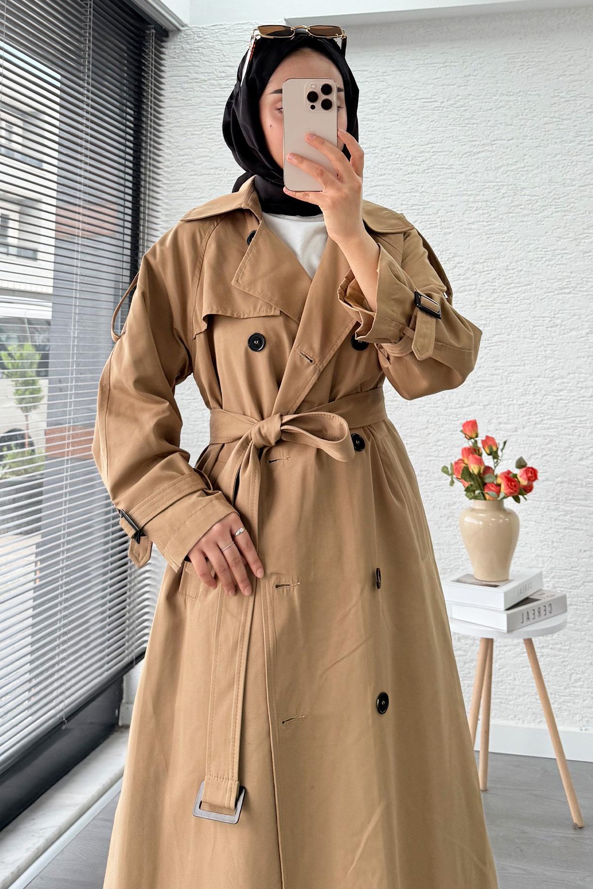 Premium Sekiz Düğmeli Oversize Kadın Trençkot - Camel