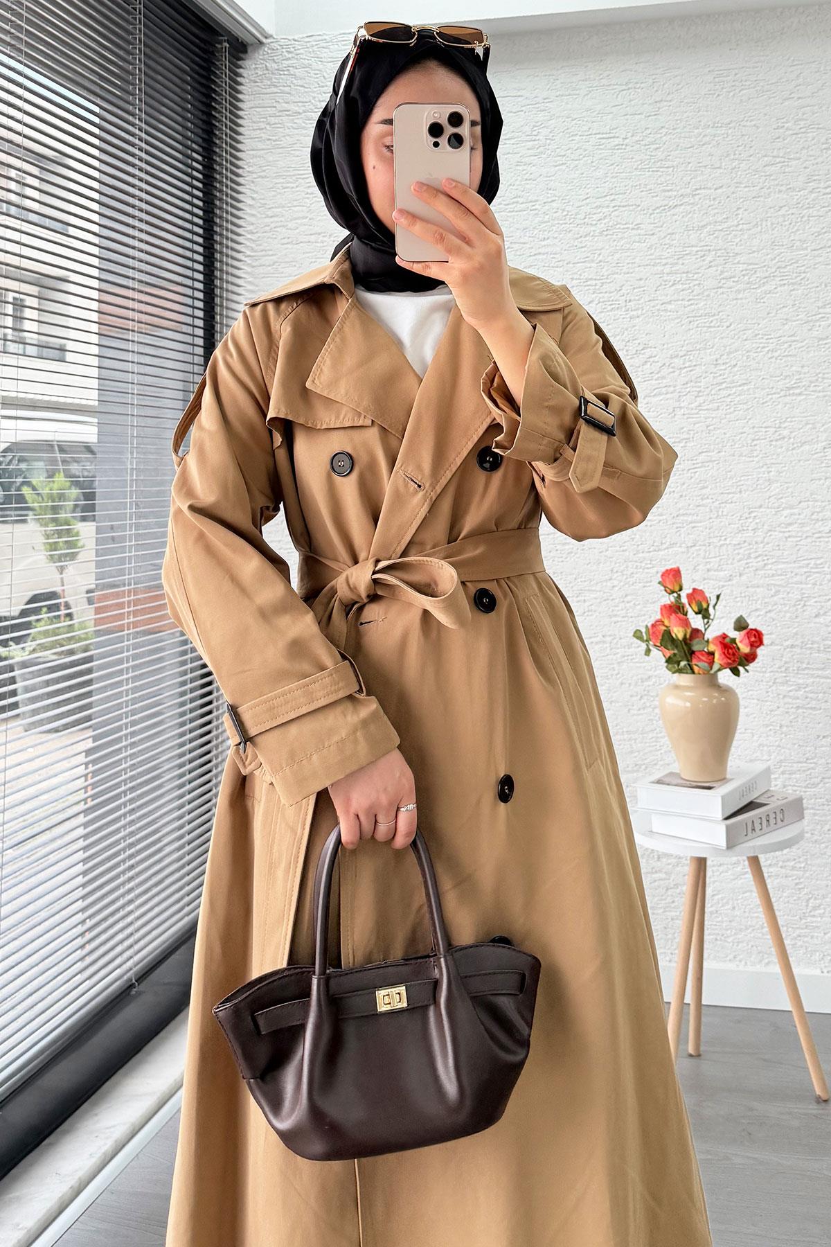 Premium Sekiz Düğmeli Oversize Kadın Trençkot - Camel