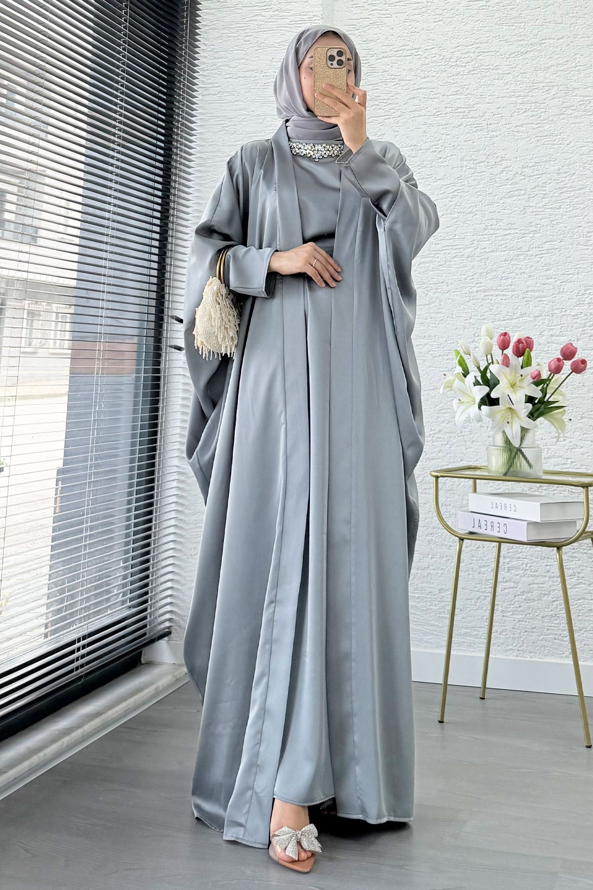 Premium Taş İşlemeli Kum Saten Abaya Takım - Gri