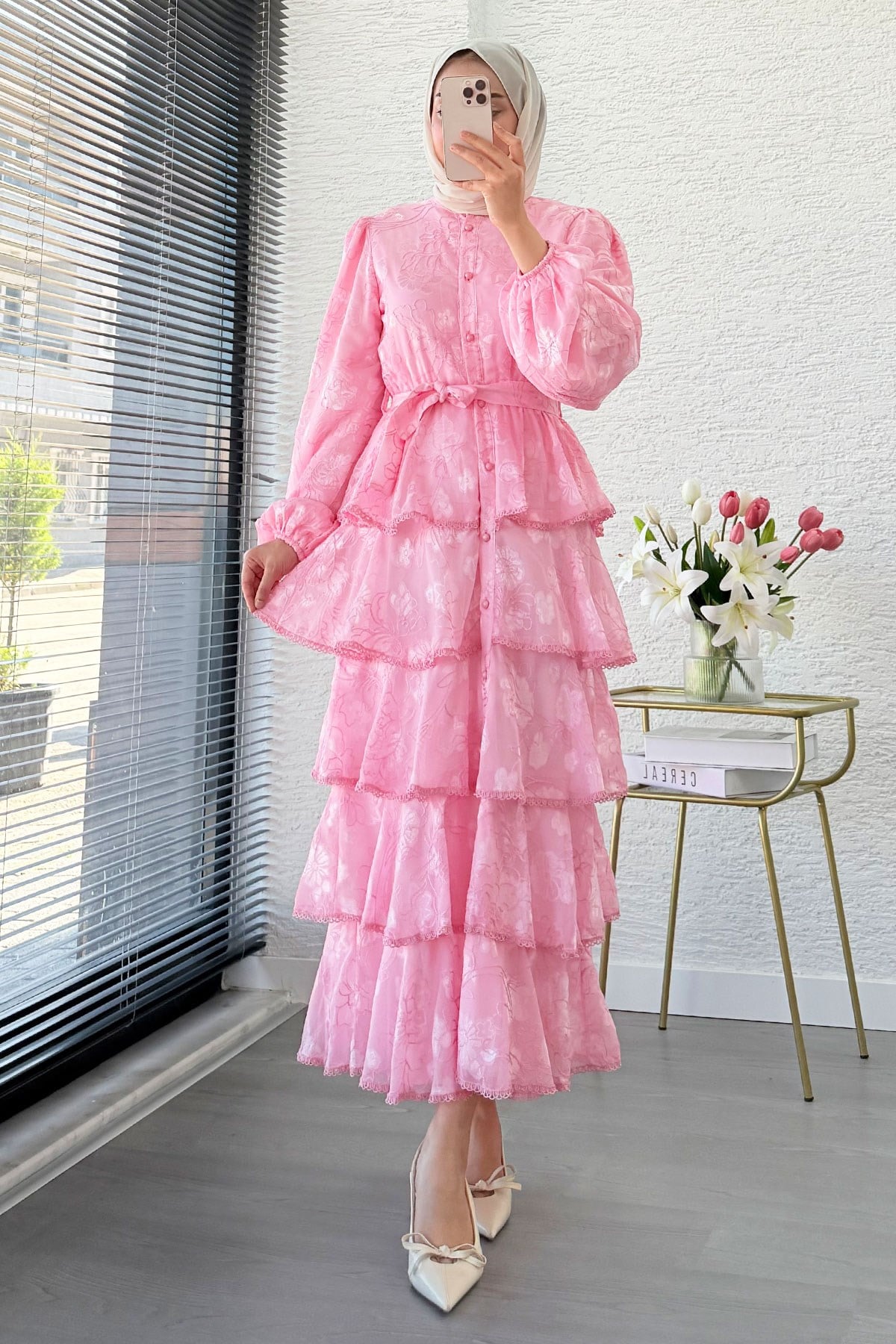 Premium Tasarım Volan Katlı Güpür  İthal Tül Elbise – Pembe