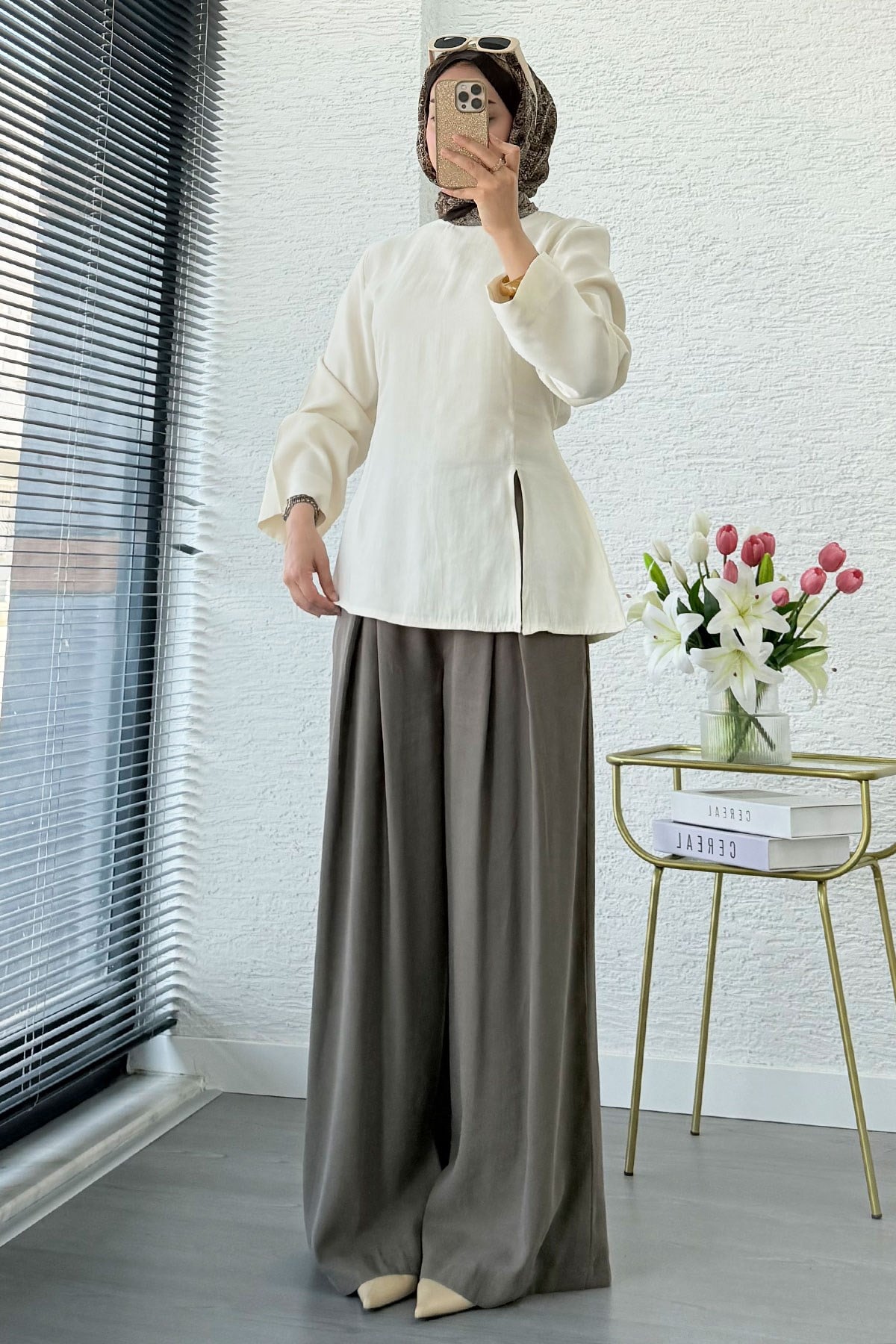 Premium Yandan Yırtmaç Detaylı Tunik - Ekru