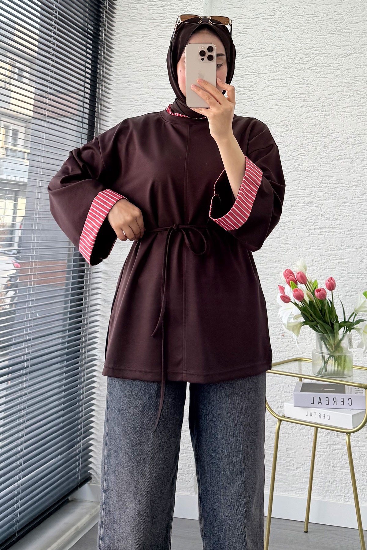Premium Yandan Yırtmaçlı Belden Bağlamalı Bluz - Kahverengi