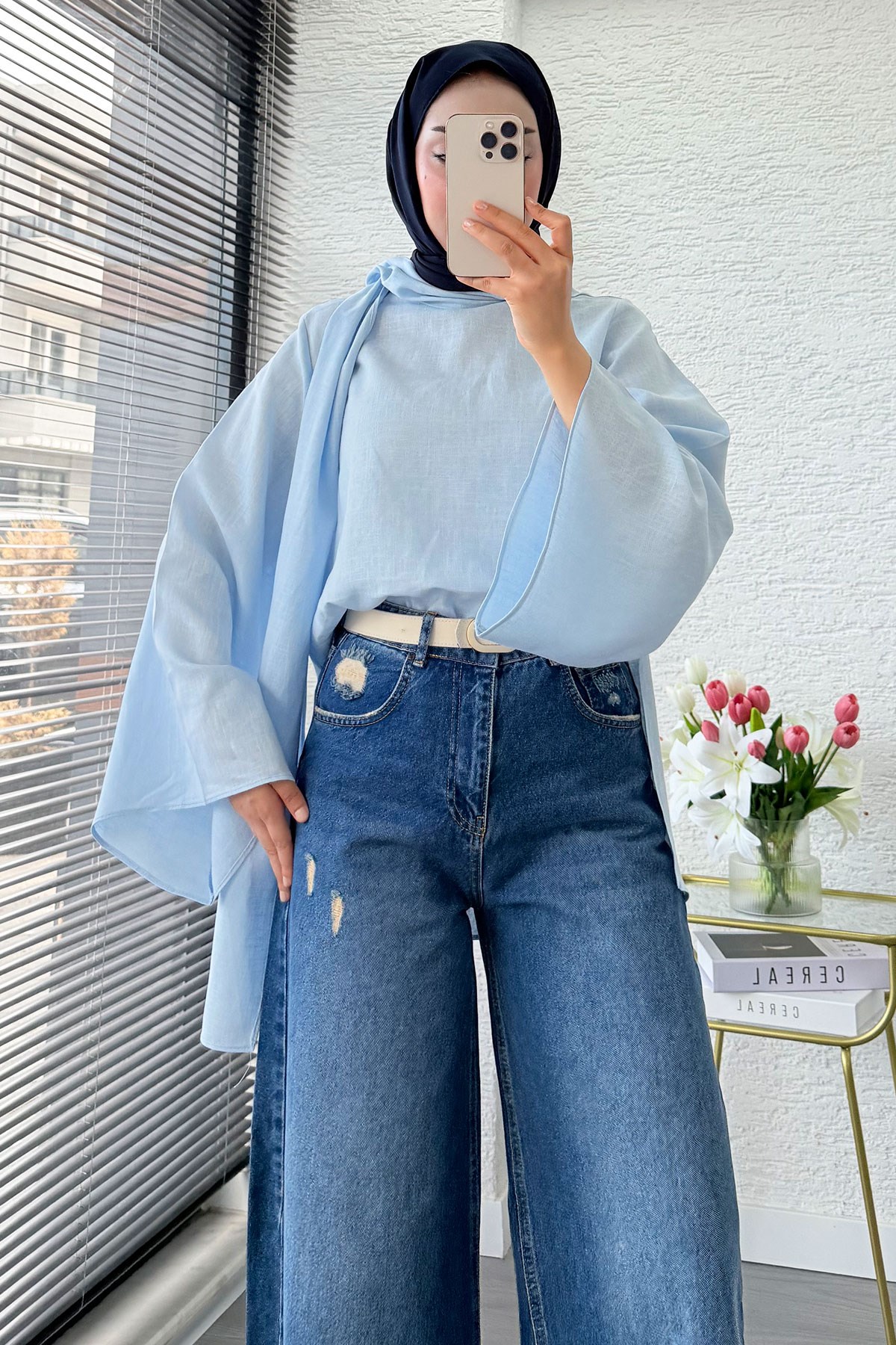 Premium Yırtık Detaylı Geniş Paça Kadın Jean Pantolon - Koyu Mavi