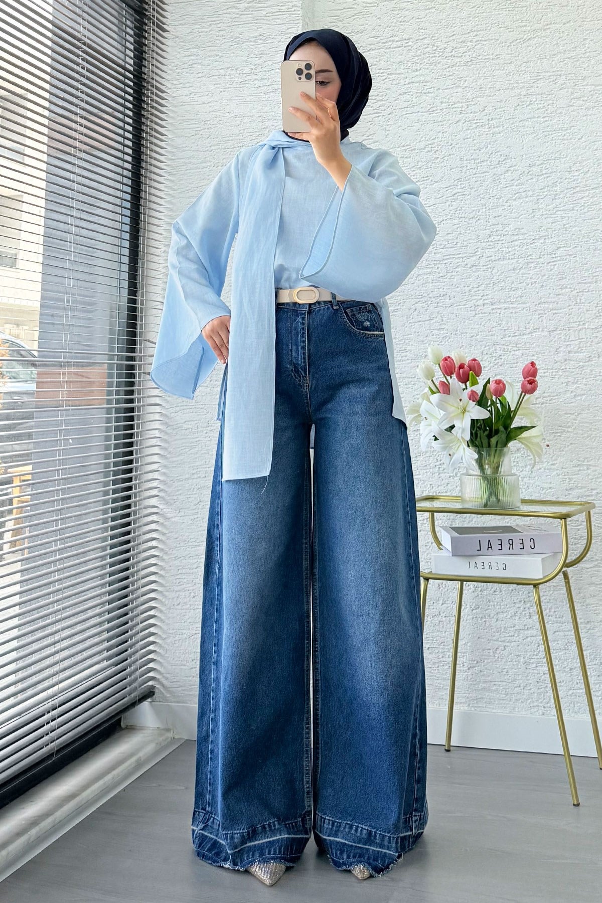 Premium Yırtık Detaylı Geniş Paça Kadın Jean Pantolon - Koyu Mavi