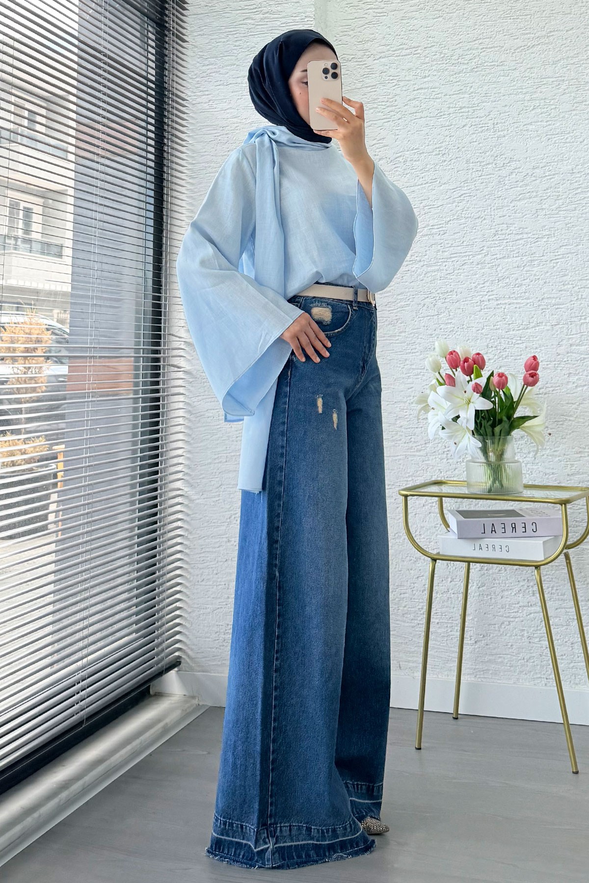 Premium Yırtık Detaylı Geniş Paça Kadın Jean Pantolon - Koyu Mavi