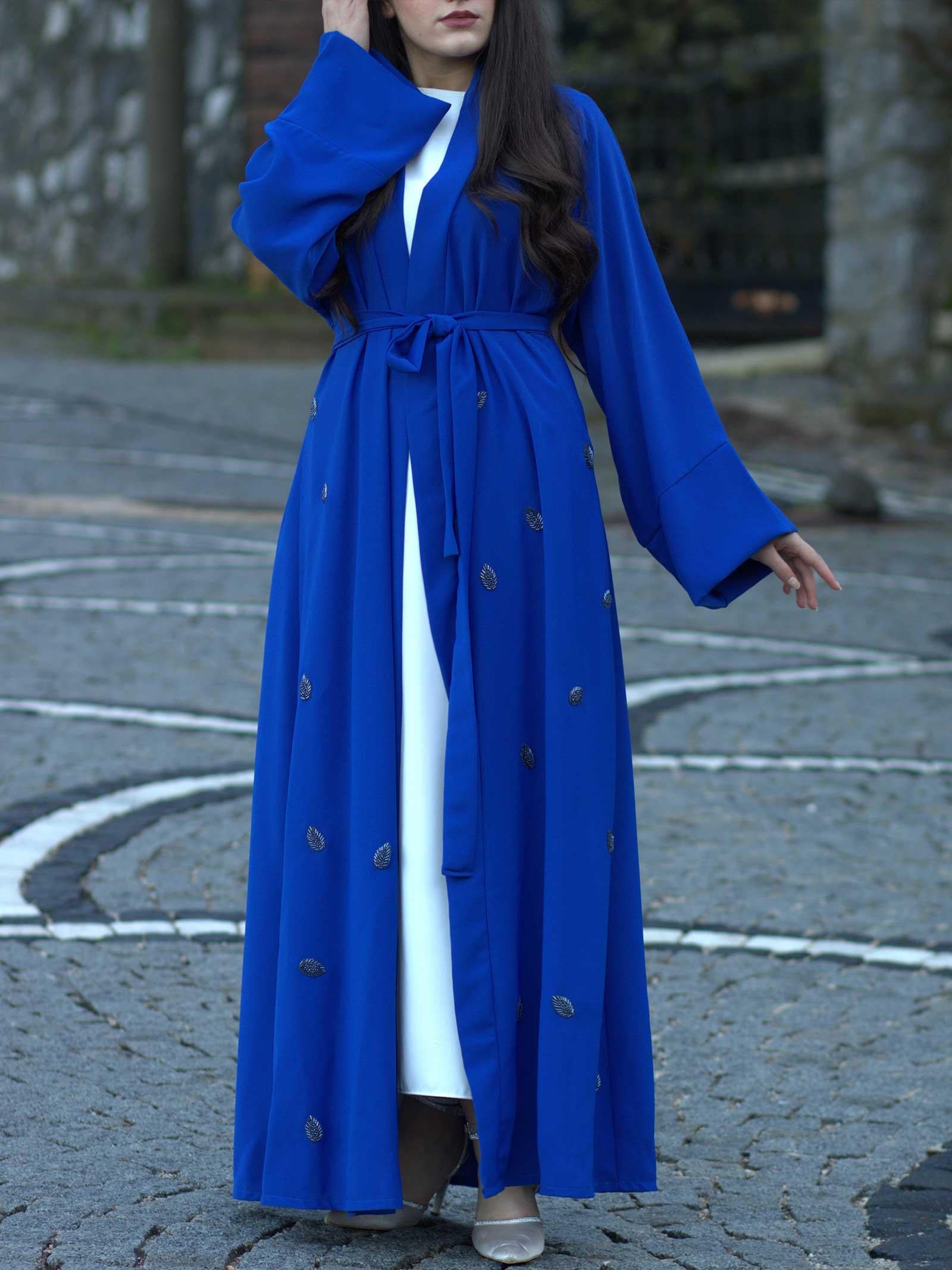Saks Sara Abaya