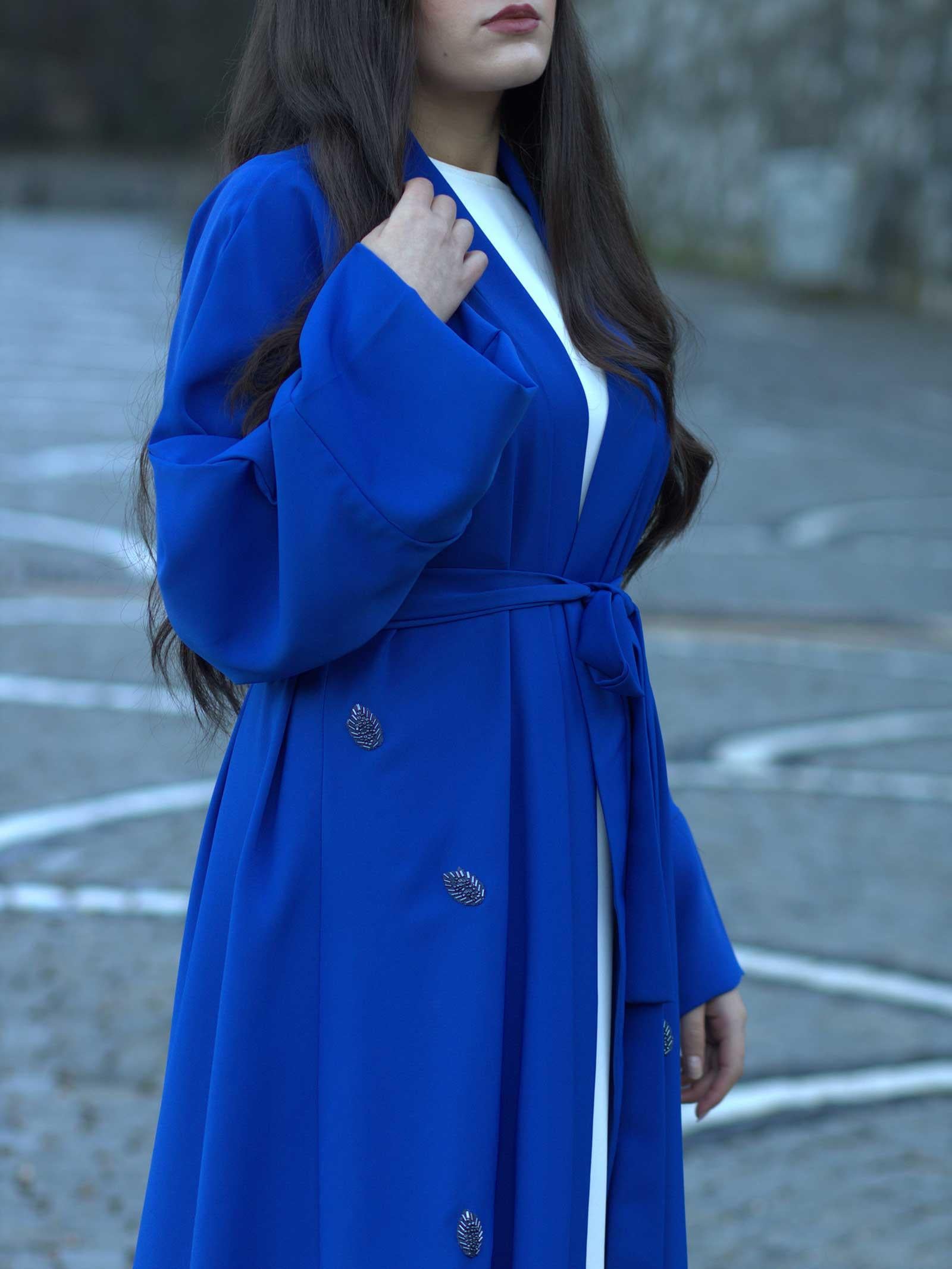 Saks Sara Abaya