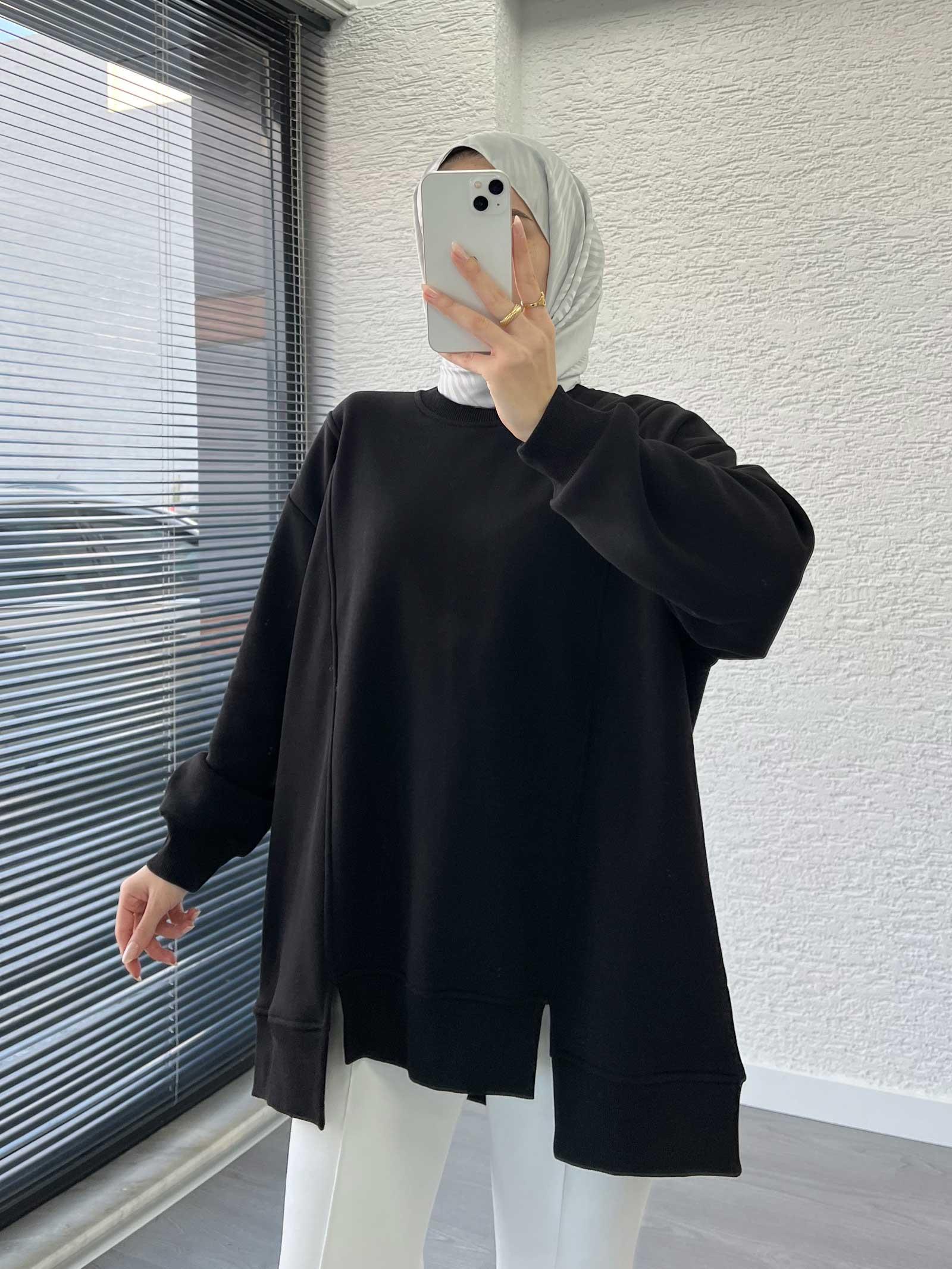 Siyah Arka Fermuar Detaylı Oversize Sweat