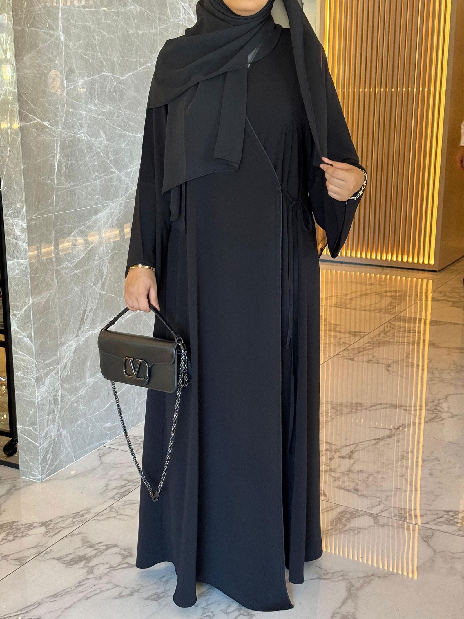 Siyah Bağlama Detaylı Harem Abaya Takım