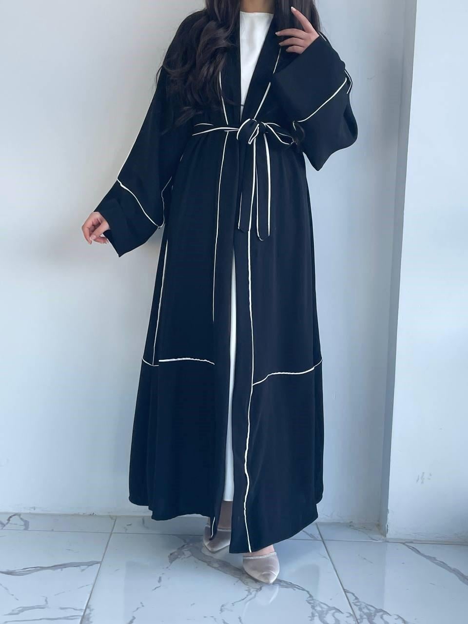 Siyah Biyeli Abaya