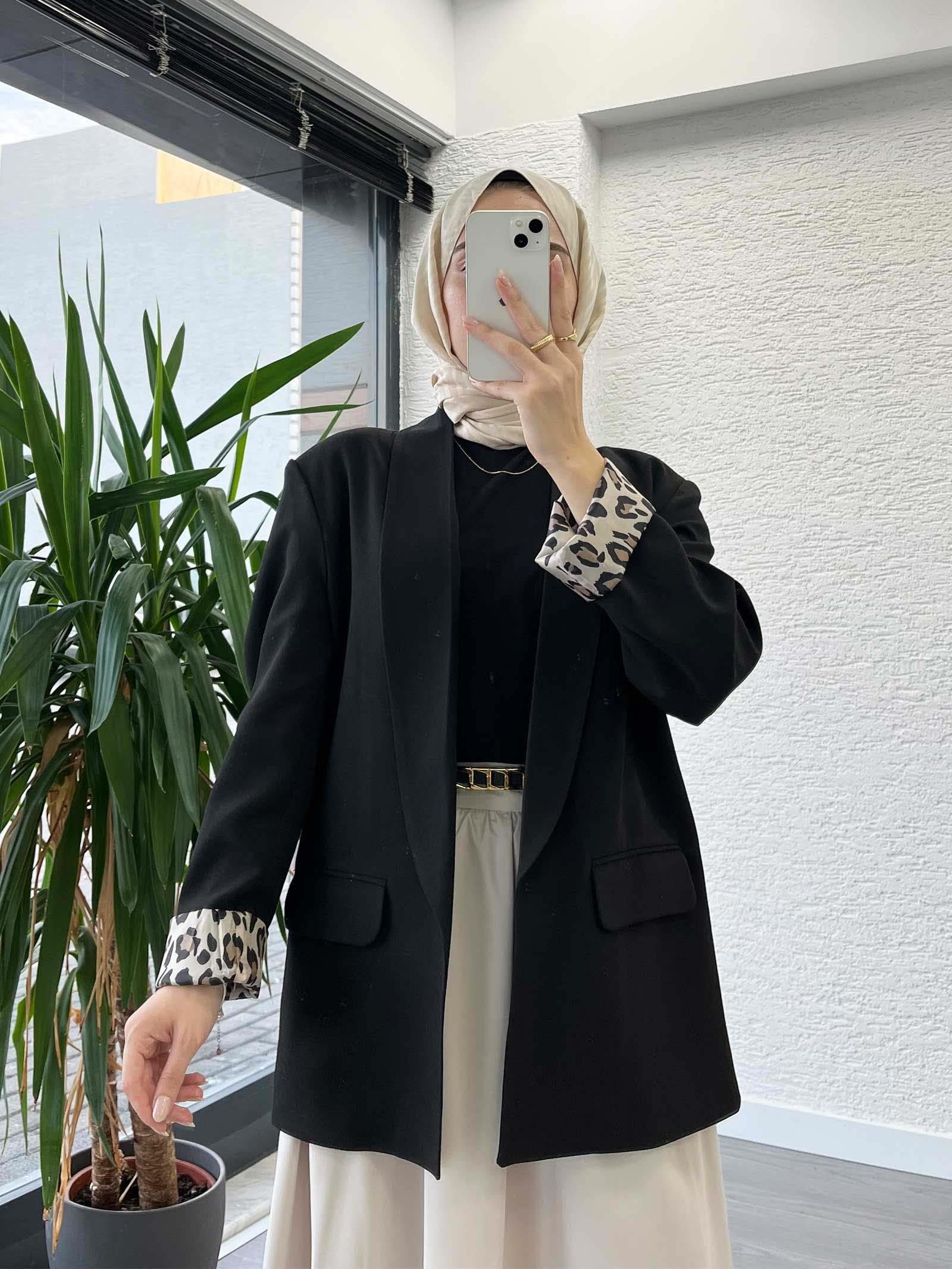 Siyah Leopar Desenli Astarlı Şık Kadın Ceket