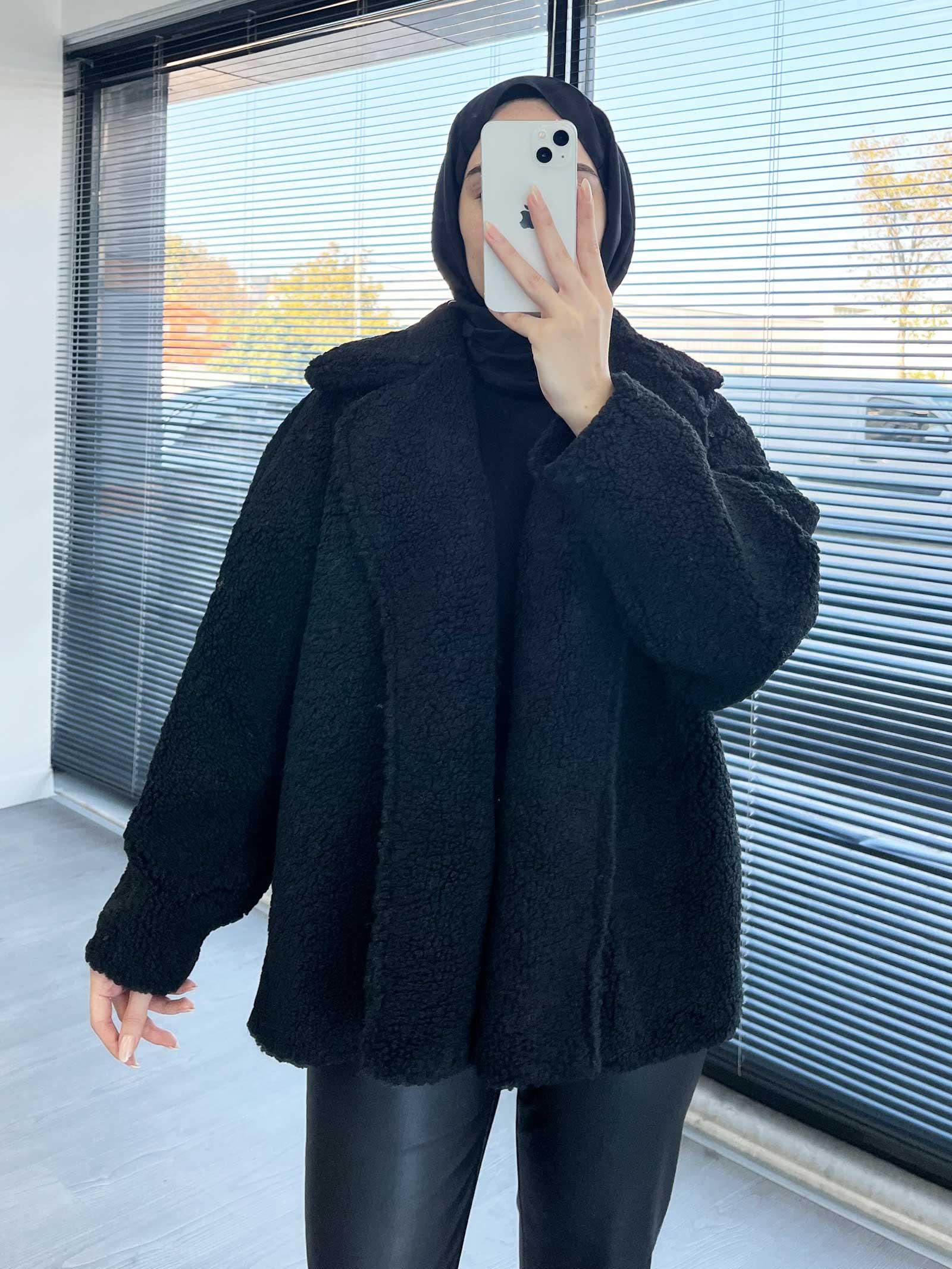 Siyah Oversize Yumuşak Dokulu Kısa Kadın Teddy Kaban