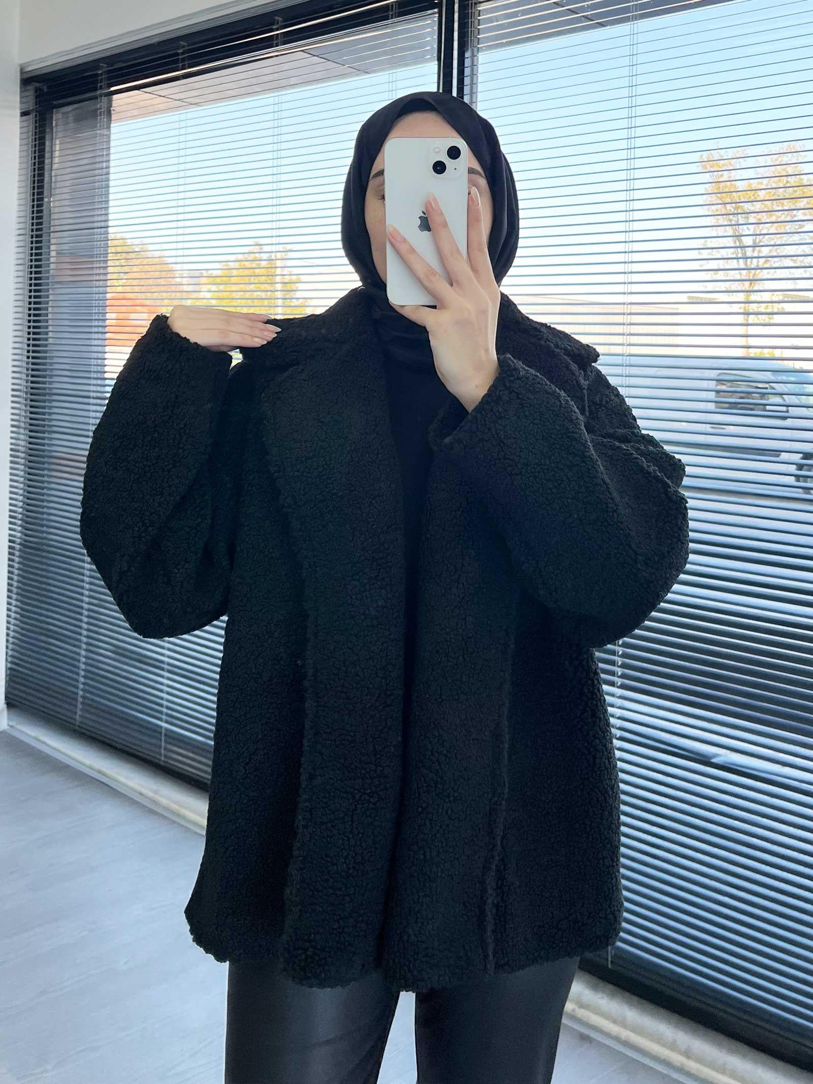 Siyah Oversize Yumuşak Dokulu Kısa Kadın Teddy Kaban