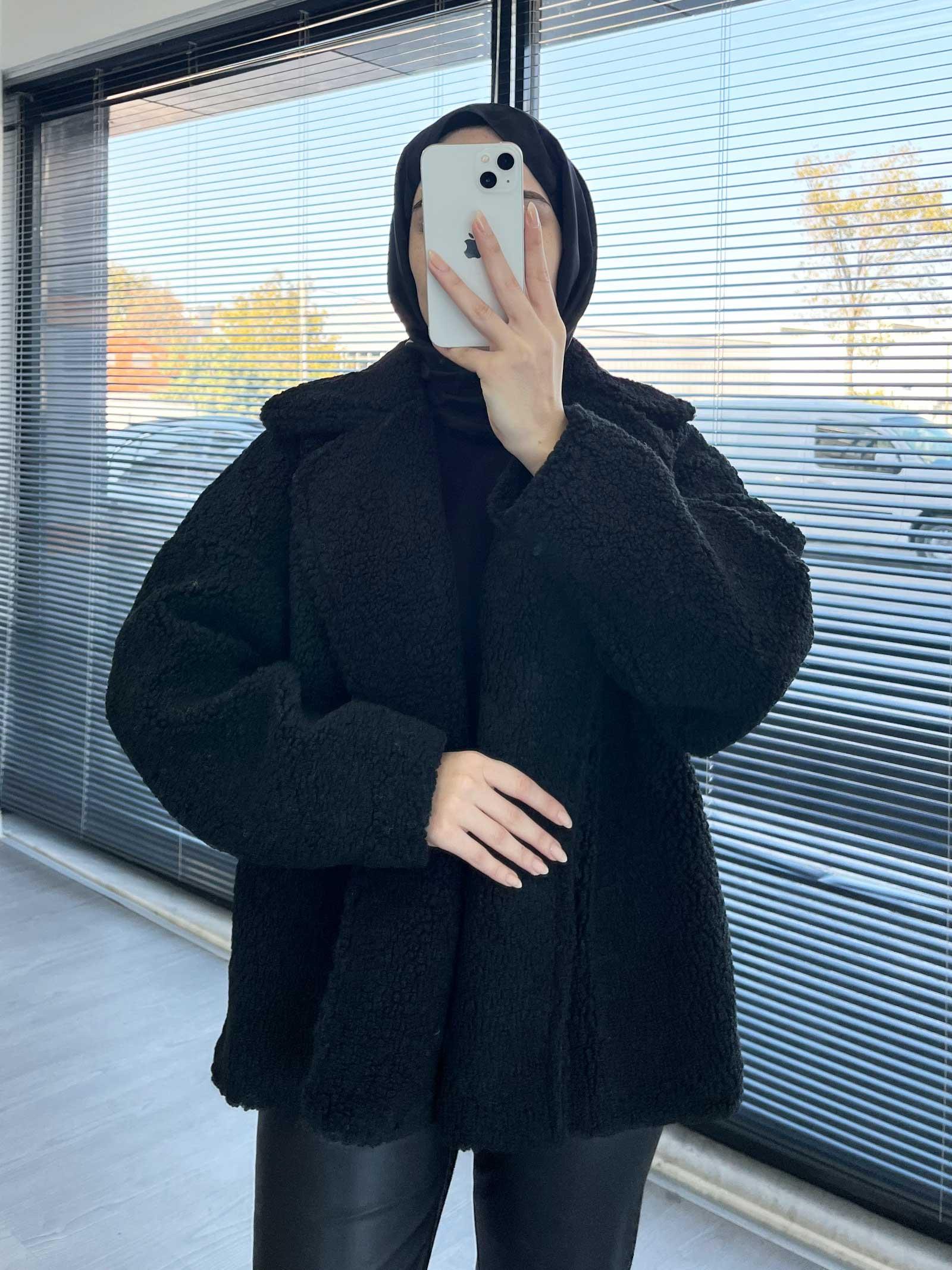 Siyah Oversize Yumuşak Dokulu Kısa Kadın Teddy Kaban