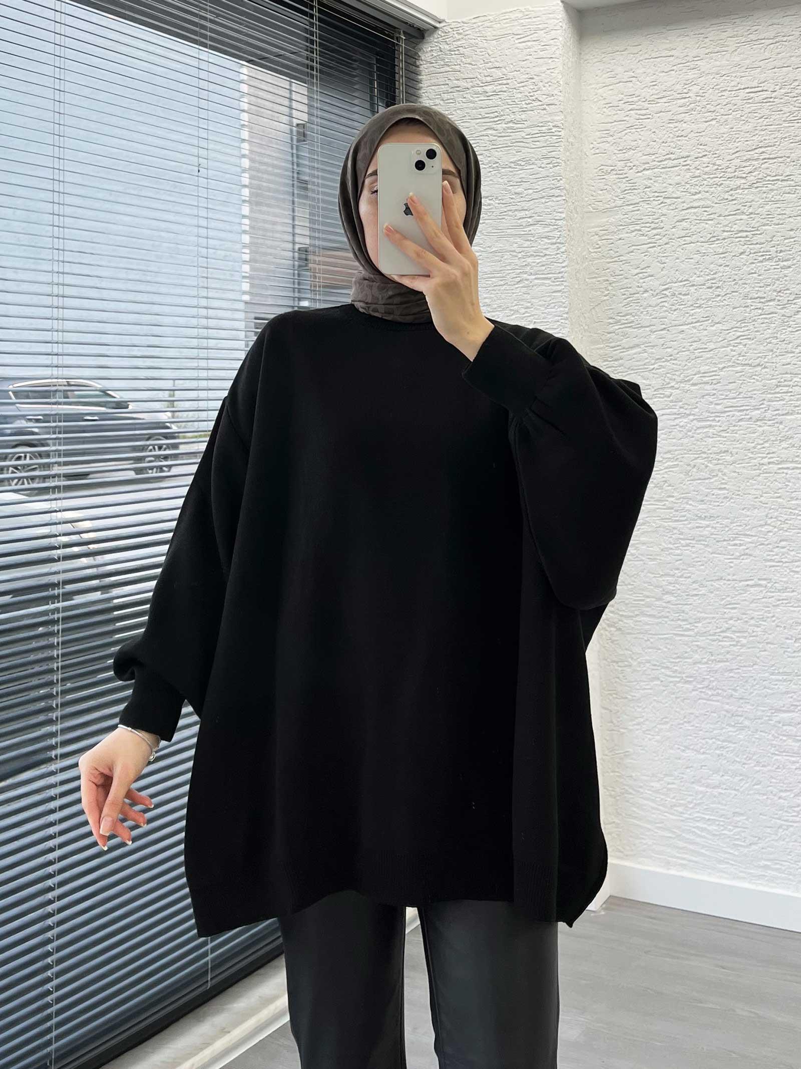 Siyah Yarasa Kollu Oversize Kadın Kazak