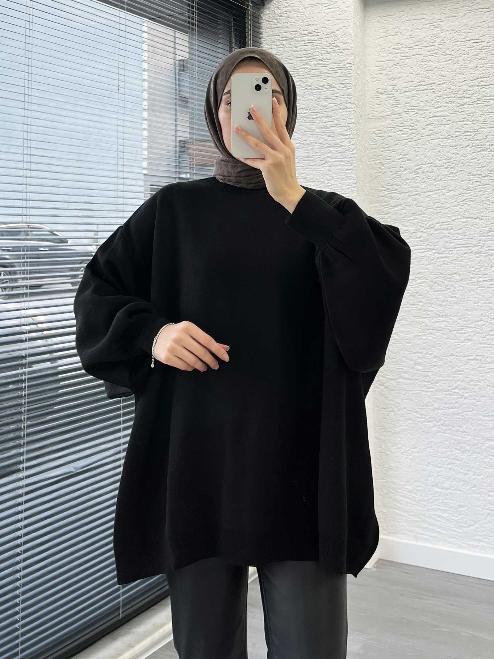 Siyah Yarasa Kollu Oversize Kadın Kazak