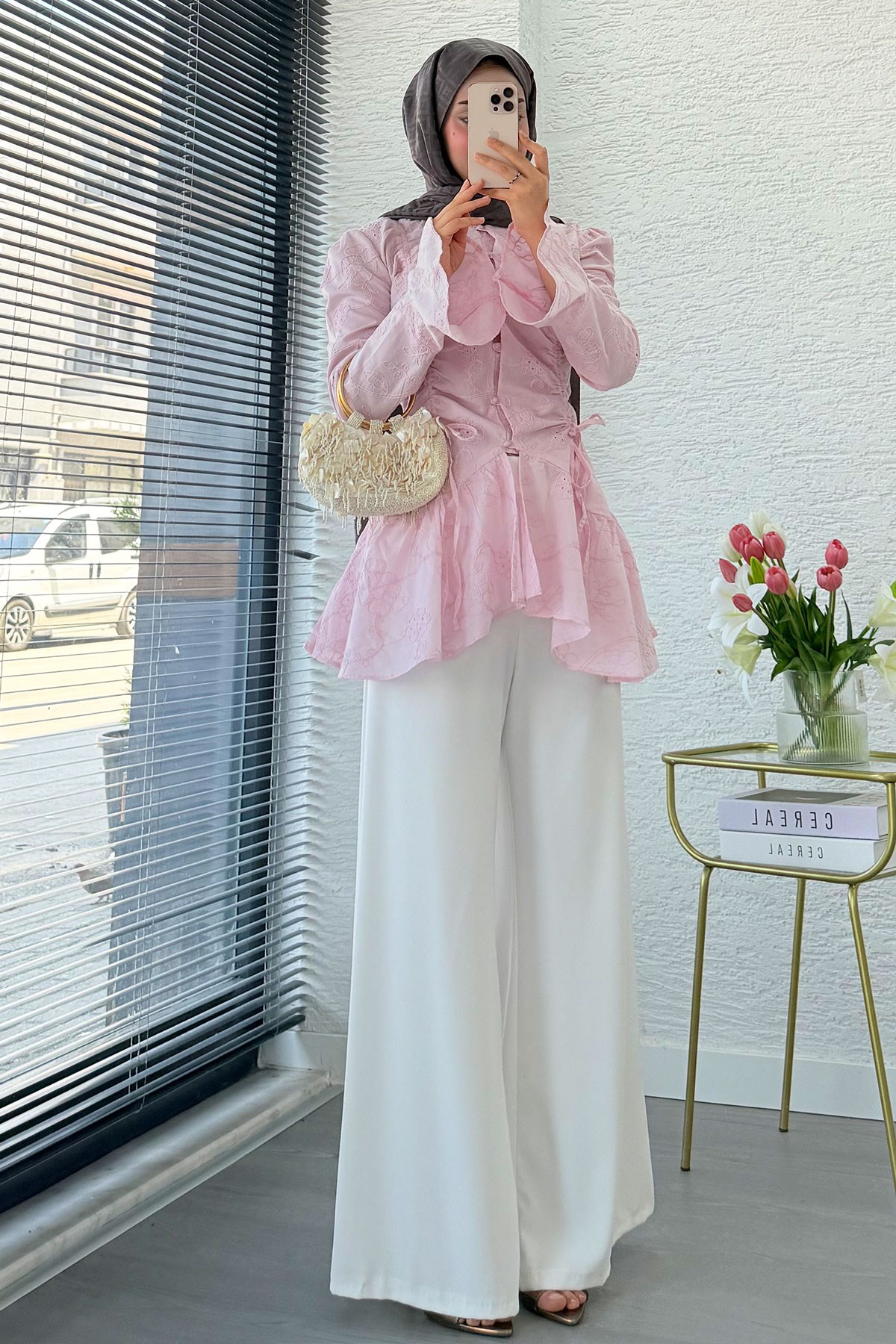 Vintage Grace İşlemeli Fisto Bluz - Pembe