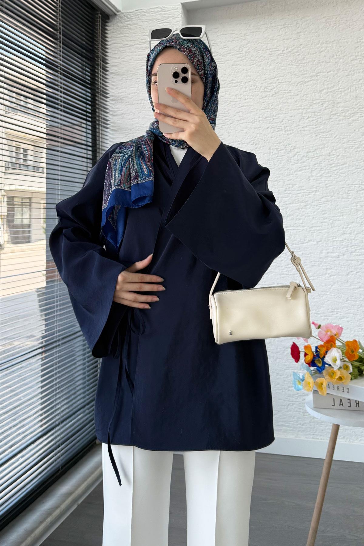 Yaka Pileli Bağlamalı Kimono Tunik – Lacivert