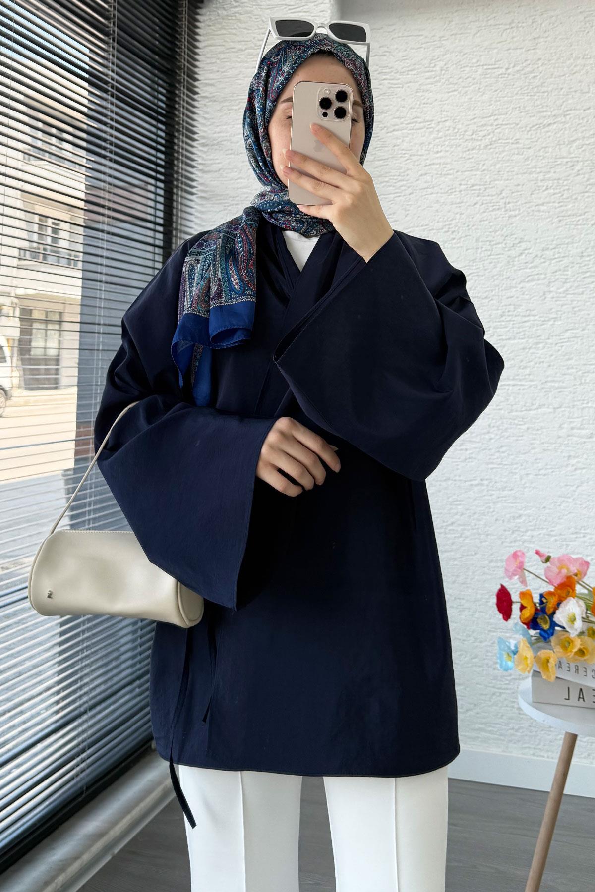 Yaka Pileli Bağlamalı Kimono Tunik – Lacivert