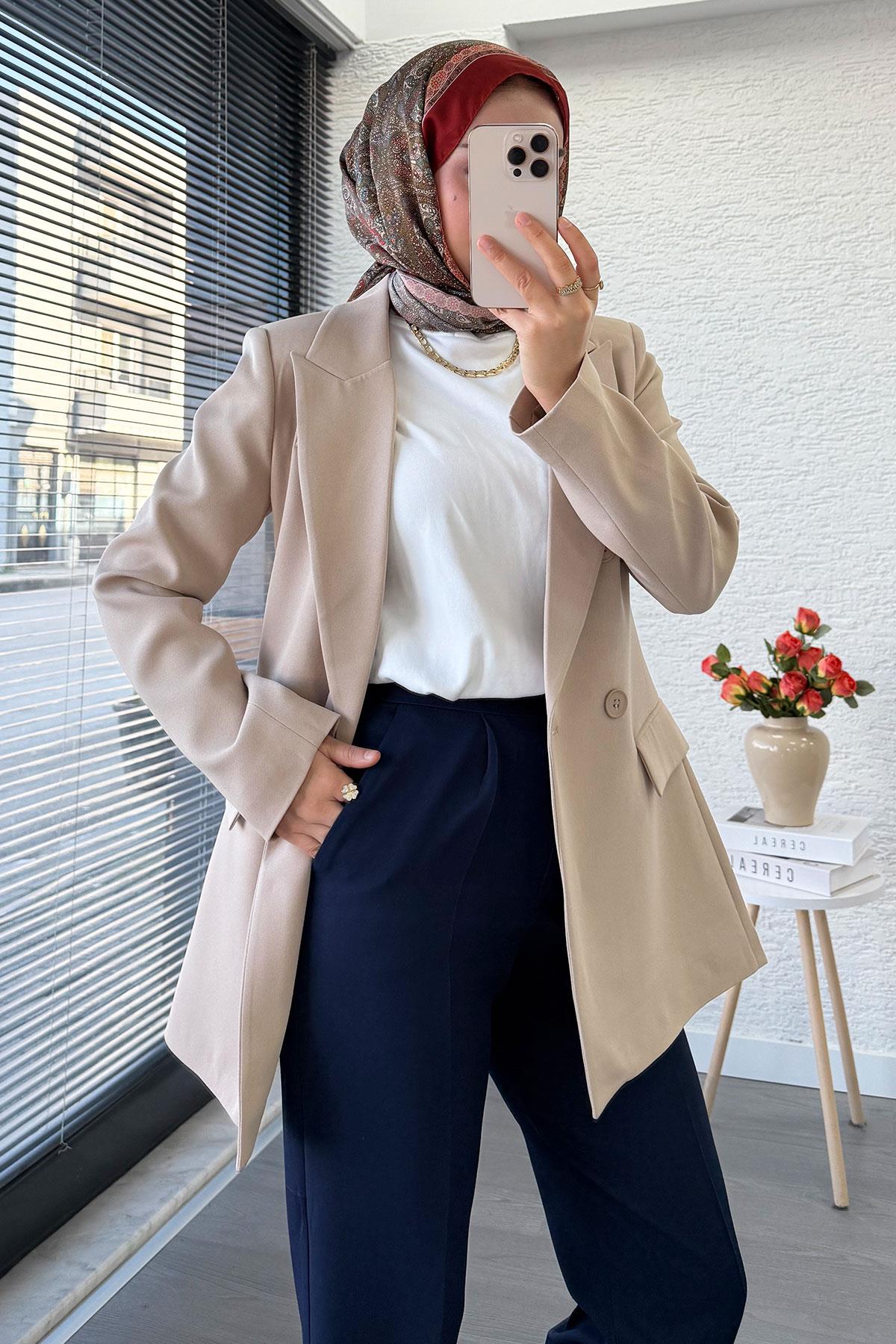 Yan Dikiş Detaylı Slim Fit Kadın Blazer Ceket – Bej