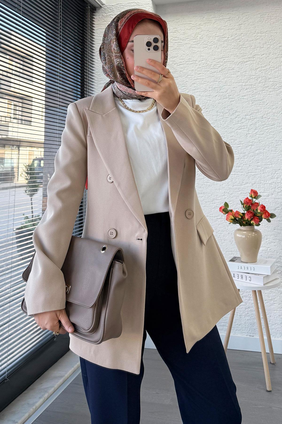Yan Dikiş Detaylı Slim Fit Kadın Blazer Ceket – Bej