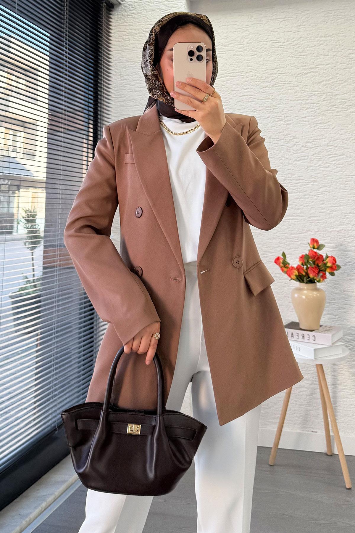 Yan Dikiş Detaylı Slim Fit Kadın Blazer Ceket – Vizon