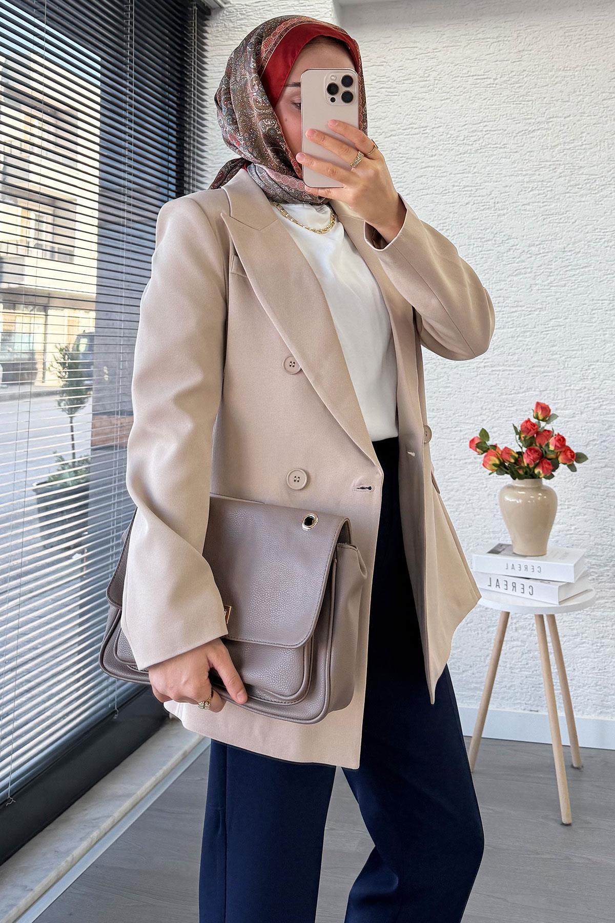 Yan Dikiş Detaylı Slim Fit Kadın Blazer Ceket – Bej
