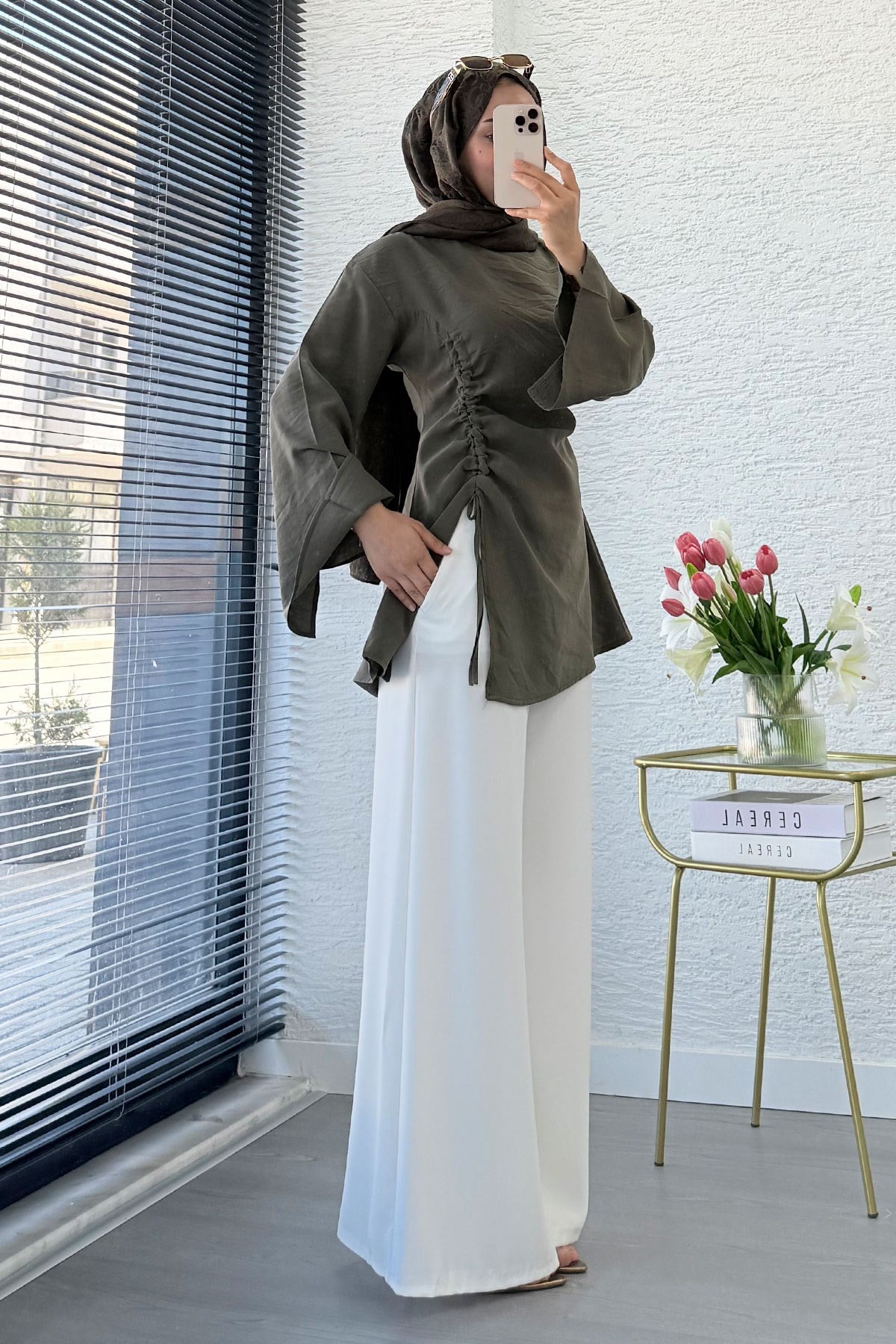 Yandan Büzgü Detaylı Asimetrik Kesim Modal Bluz - Haki